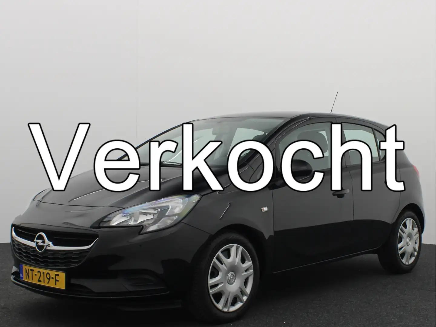 Opel Corsa 1.4 Edition AIRCO / CRUISE / BLUETOOTH / ELEK RAME Zwart - 1