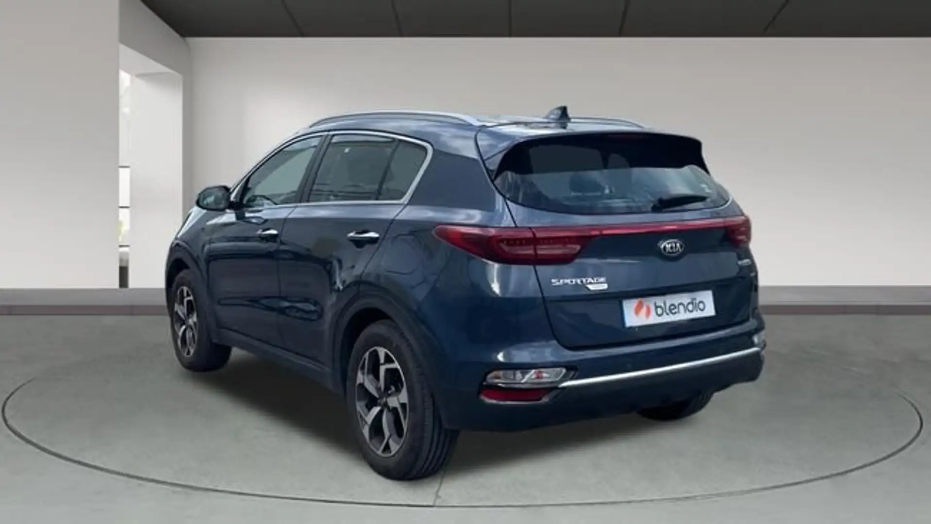 Kia Sportage 1.6 MHEV Drive 4x2 136 Azul - 2