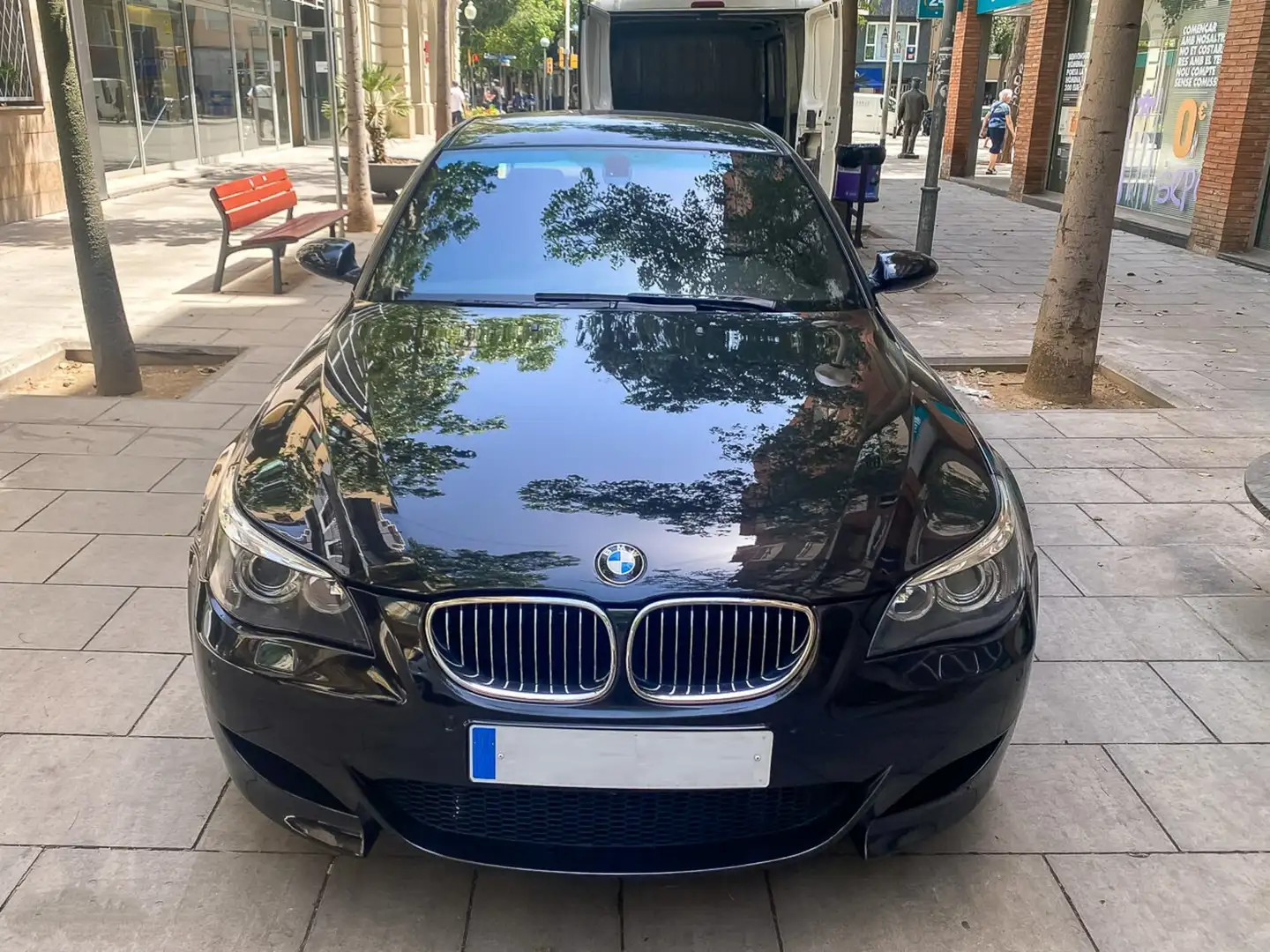 BMW M5 M5 E60 Schwarz - 2