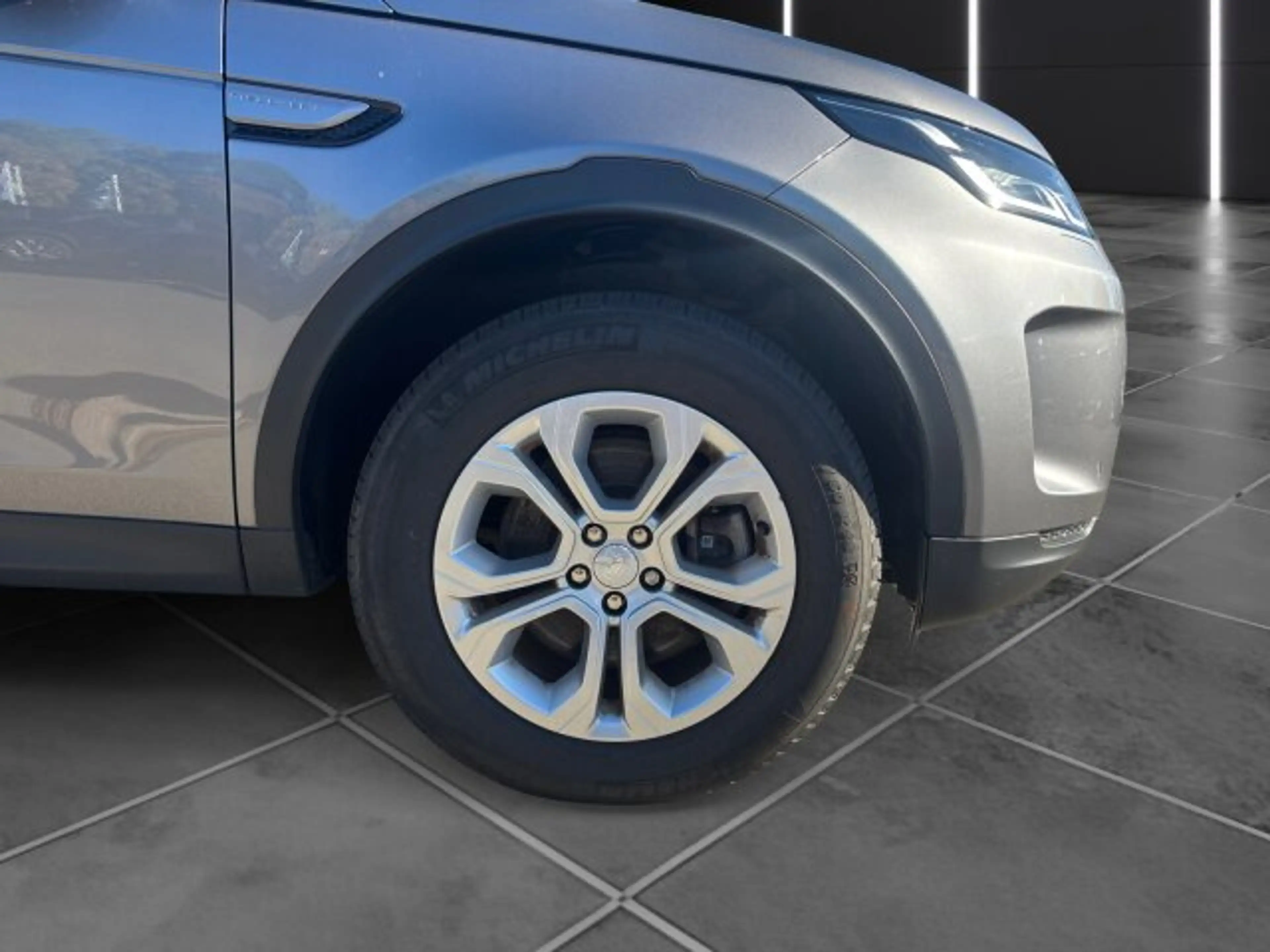 Land Rover Discovery Sport (SI)  2.0 Mild-Hybrid S AWD (NDH verk. Kindervater) — photo 6