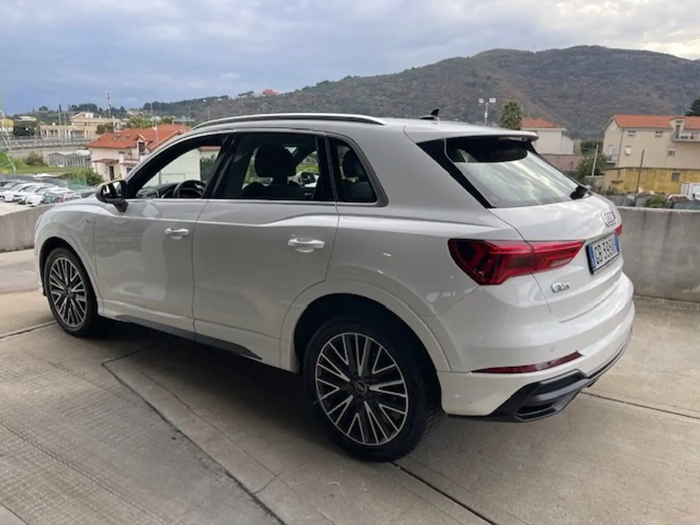 Audi Q3 Q3 35 2.0 tdi S line edition quattro s-tronic Weiß - 2