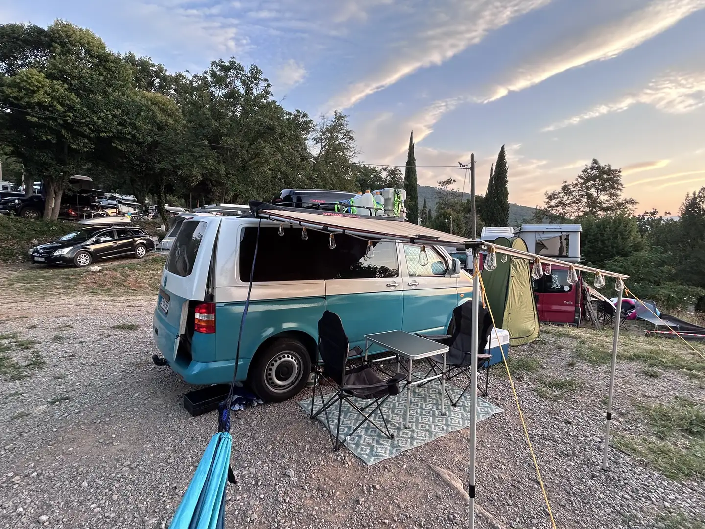 Volkswagen T5 Caravelle Camper Umbau - 2