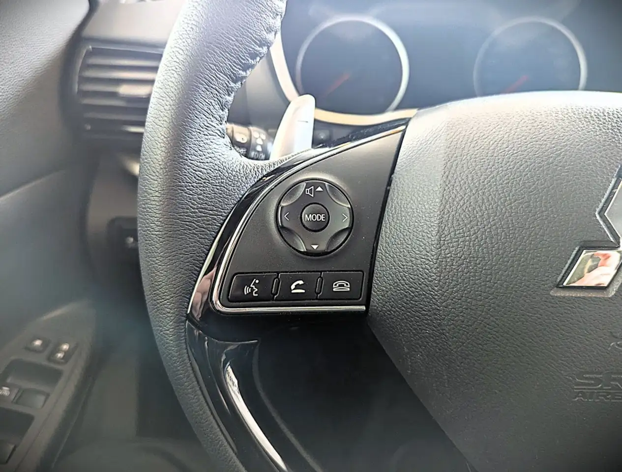 Mitsubishi Eclipse Cross photo Mitsubishi Eclipse Cross