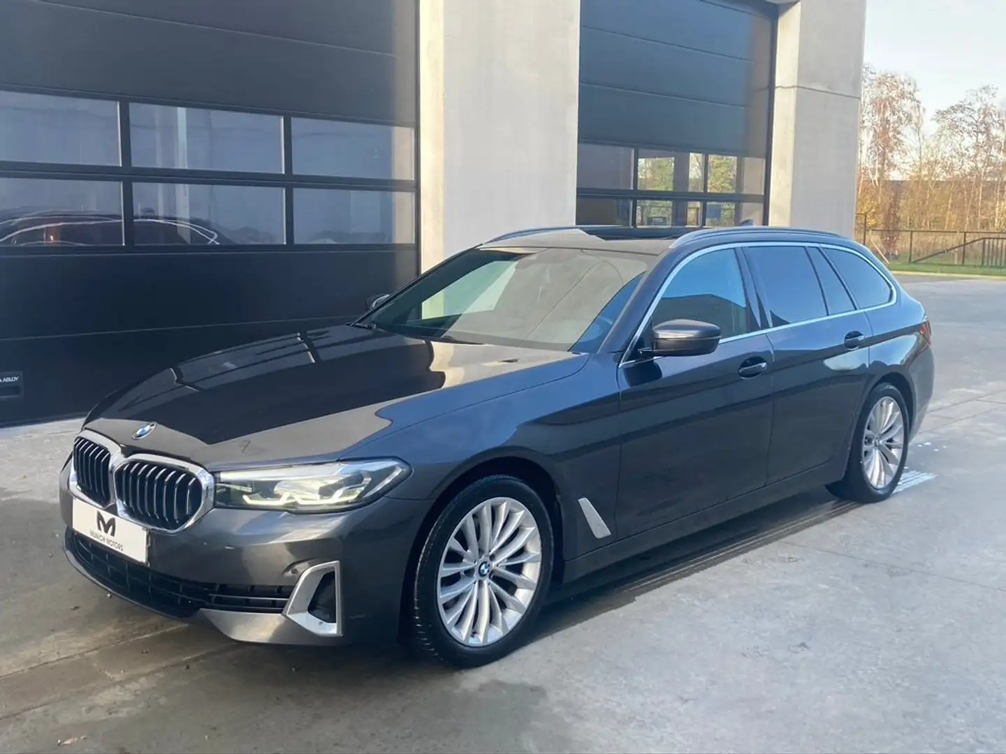 BMW 520 d Touring Aut. Luxury Line/Nappa/.../Gereserveerd Grijs - 2