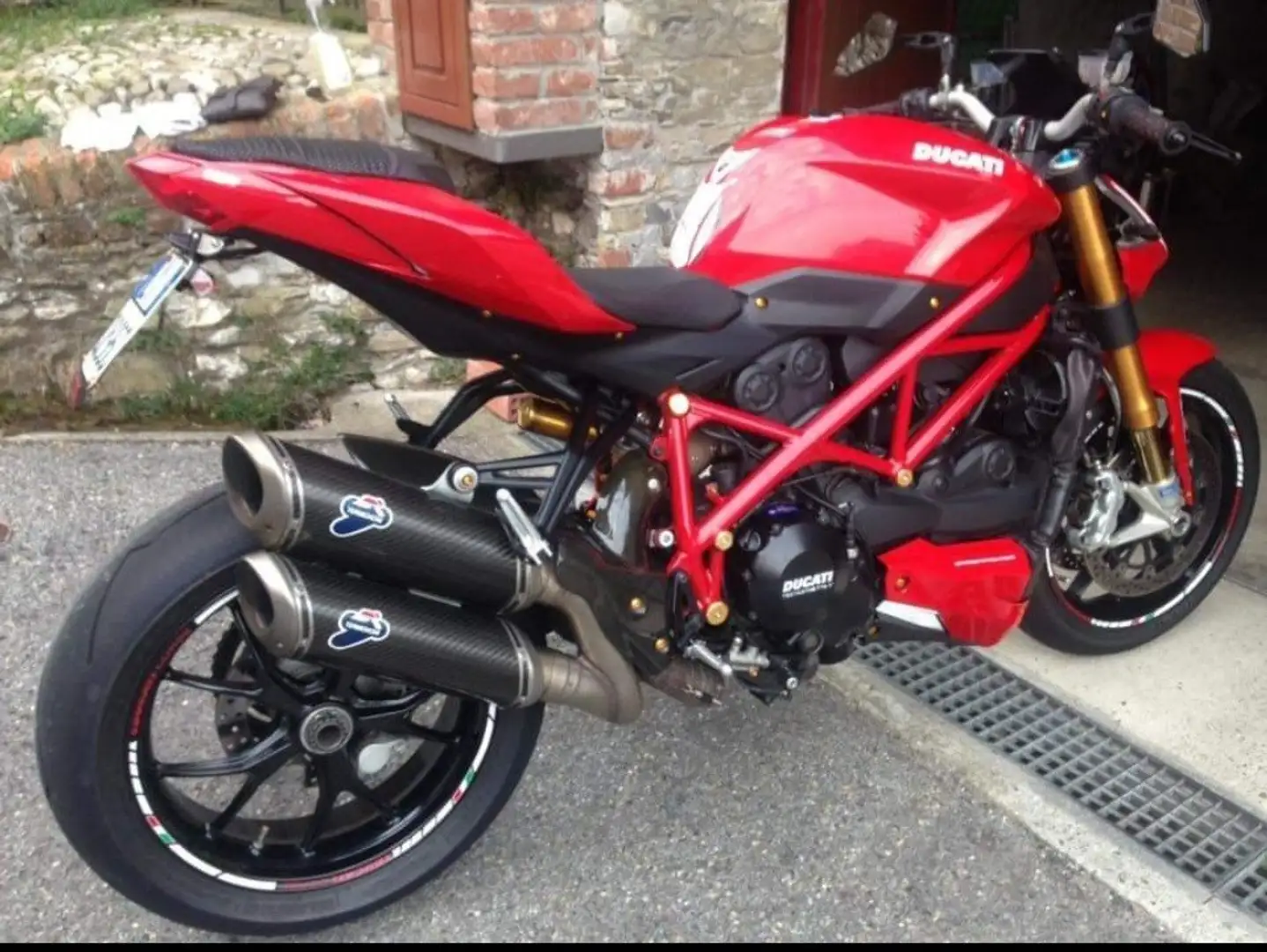 Ducati Streetfighter Piros - 2