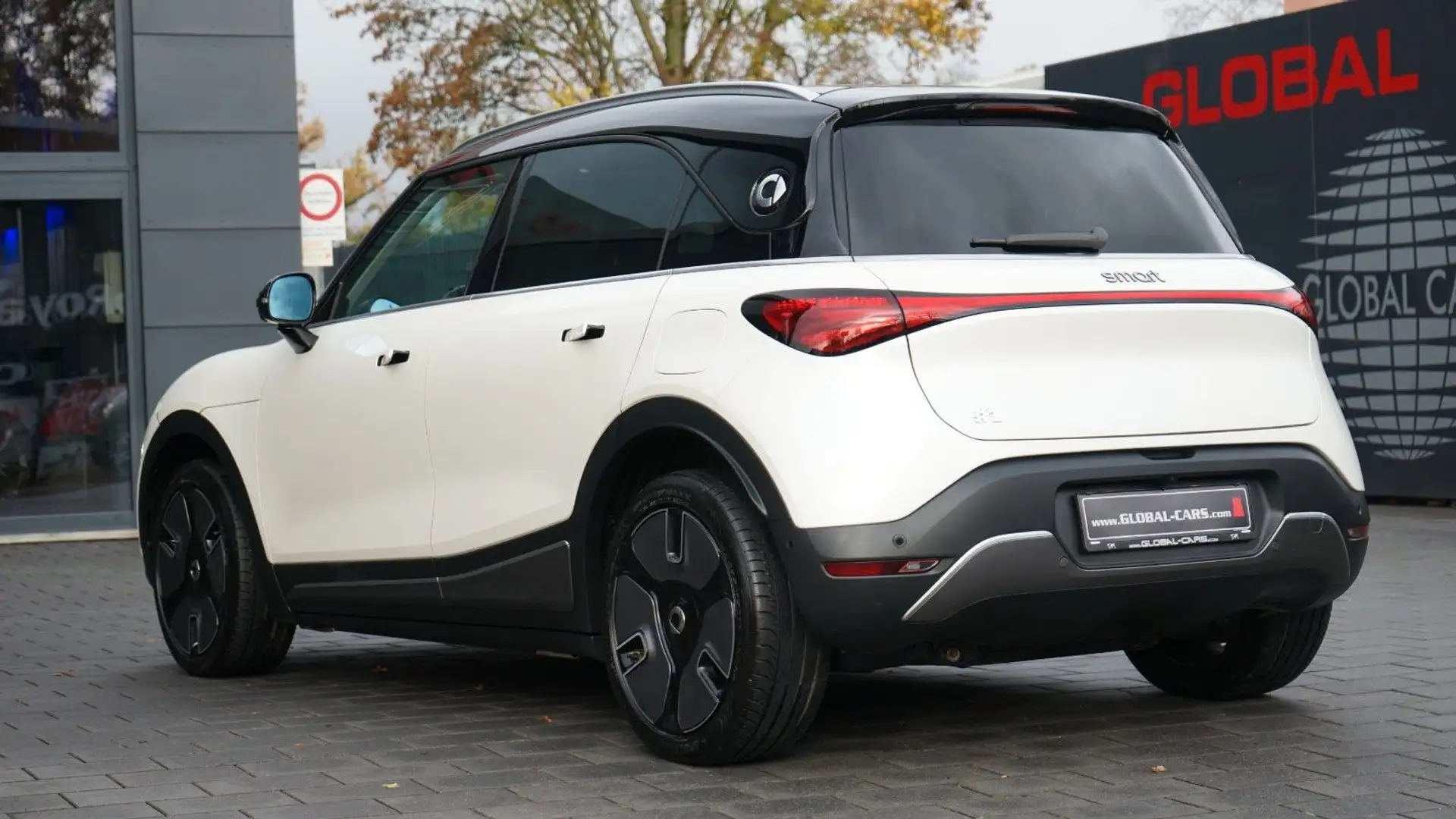 smart #1 PREMIUM 66kWH*PANO*ACC*HUD*LEDER*MATRIX* Weiß - 2