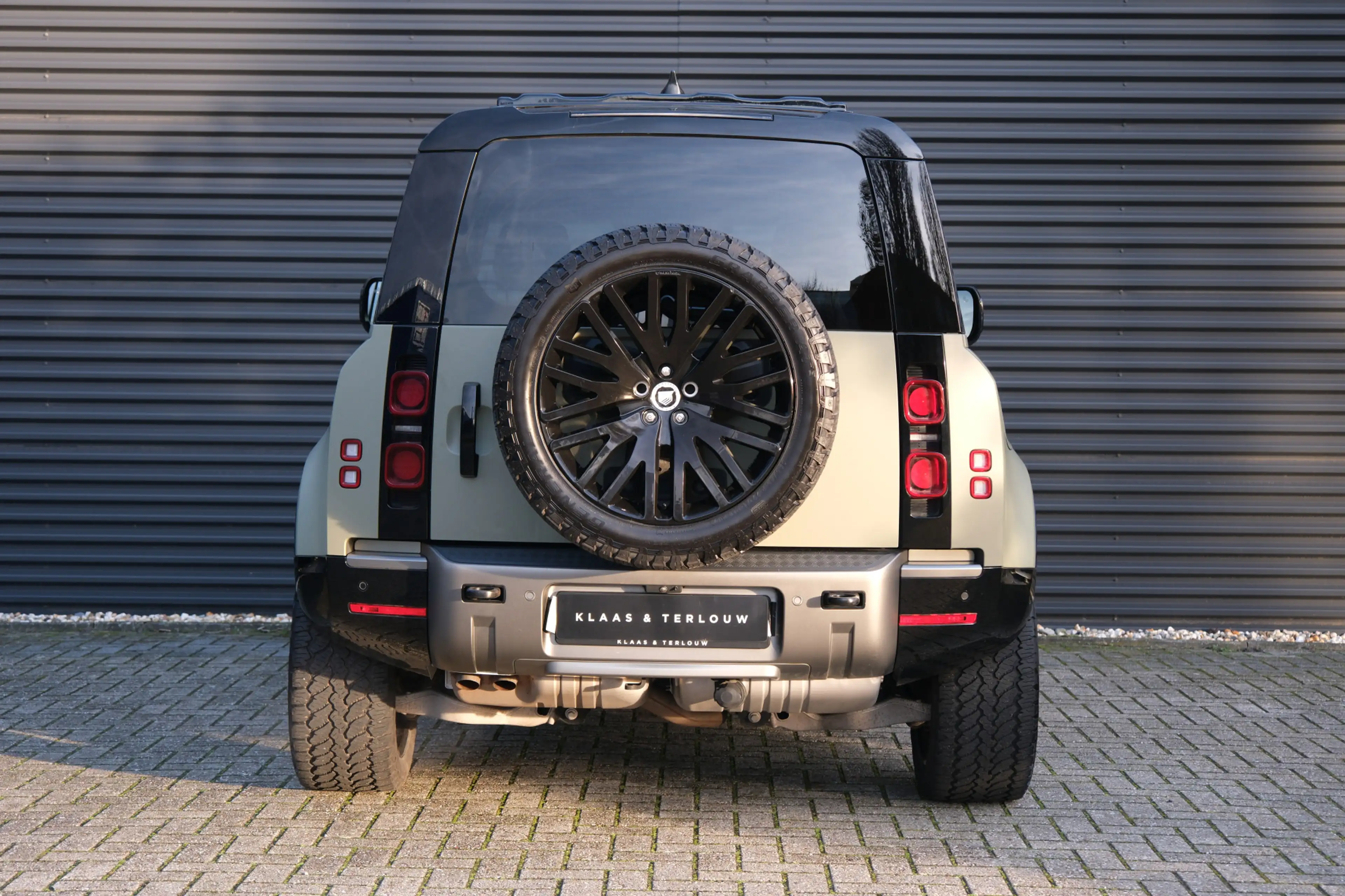 Land Rover Defender 3.0 D200 90 MHEV X-Dynamic SE | Grijs kenteken | V — photo 7