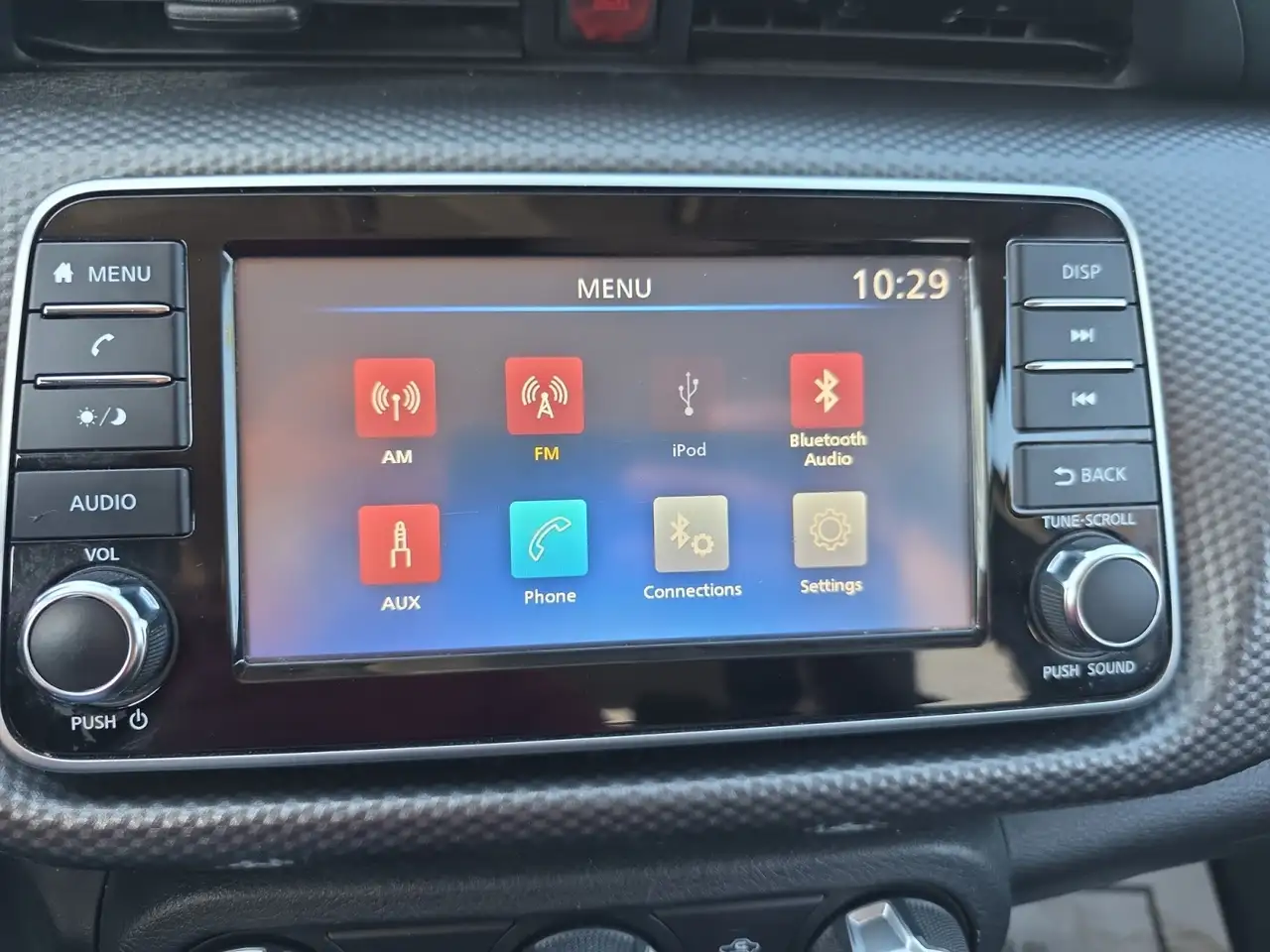 Nissan Kicks снимка Nissan Kicks