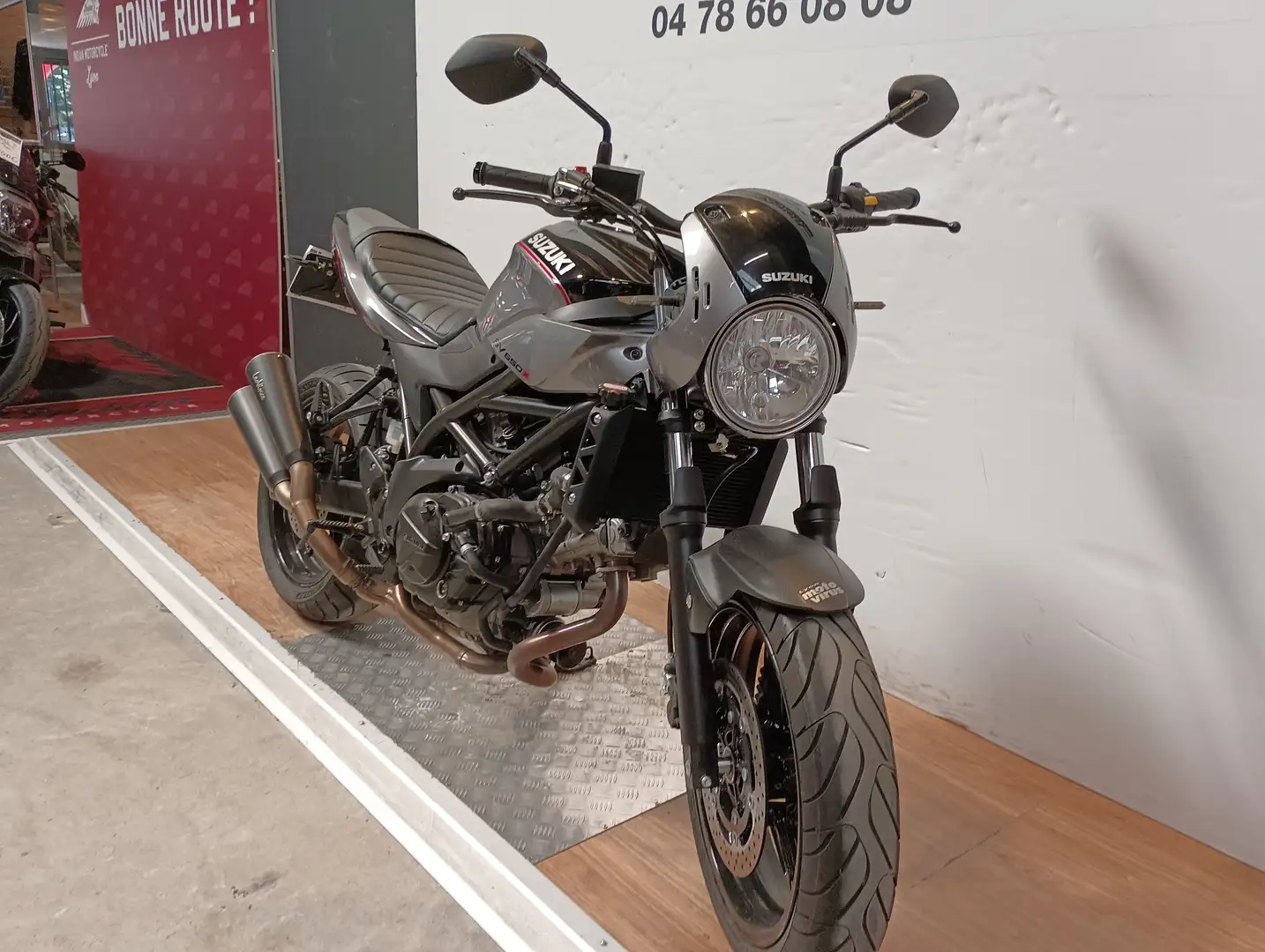 Suzuki SV 650 Gris - 2