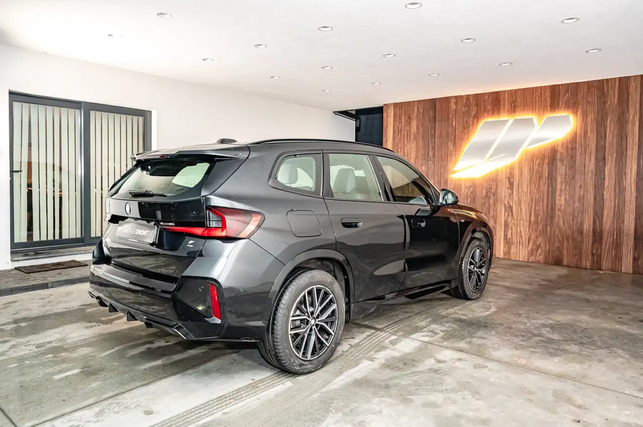 BMW X1 sdrive 18i M sport, keyless, camera, adaptive led 4