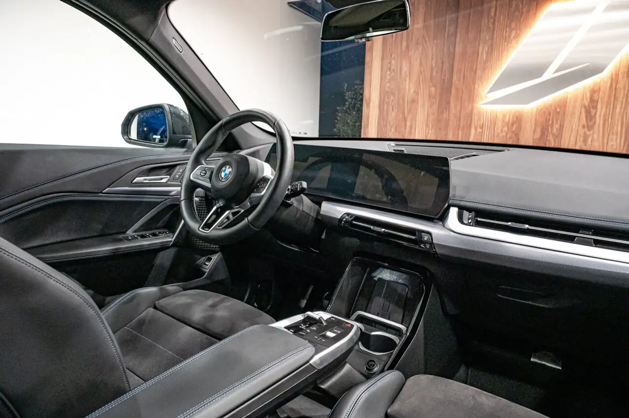 BMW X1 sdrive 18i M sport, keyless, camera, adaptive led 12