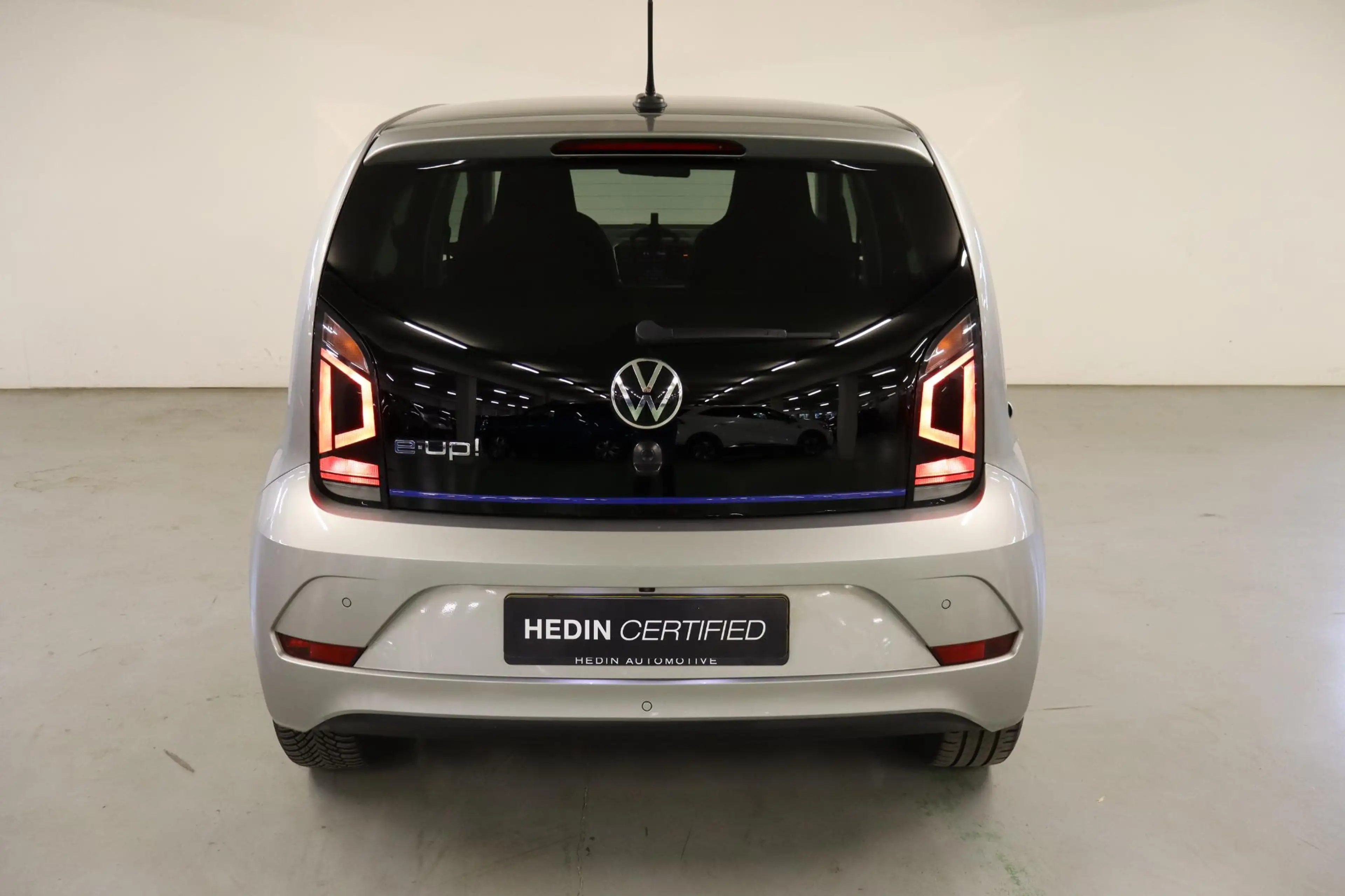 Volkswagen e-up! Style | Climatronic | Winterpakket | Lichtmetalen — photo 6