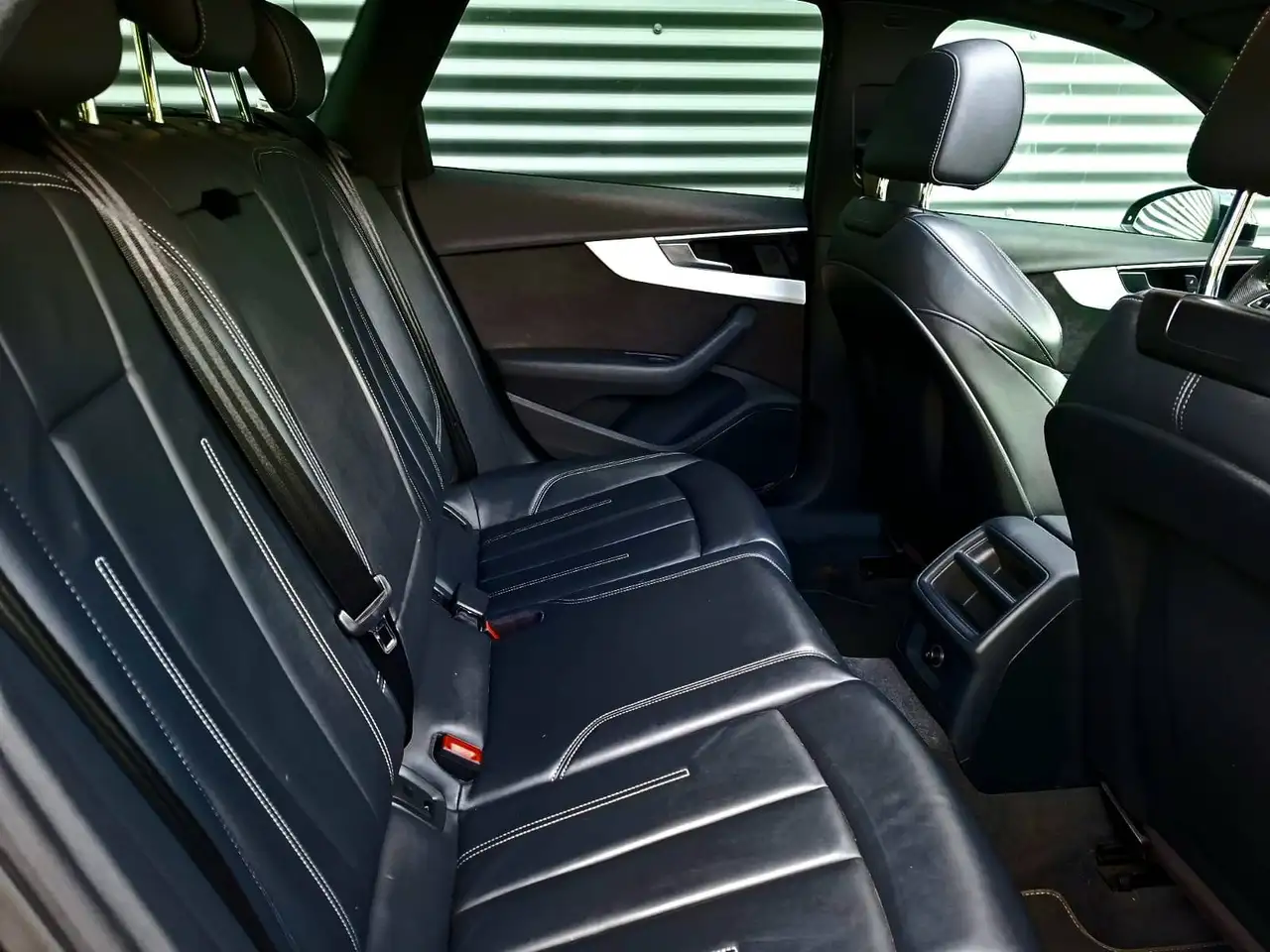 Audi A4 🔺A4*S*LINE*FULL BLACK*XENON*TOIR OUVRANT*CARPASS*CARPLAY🔺, миниатюра 12