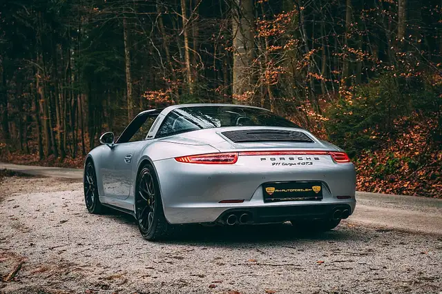 Porsche 991 911 991.1 Targa 4 GTS Coupé DSG Ansicht 8