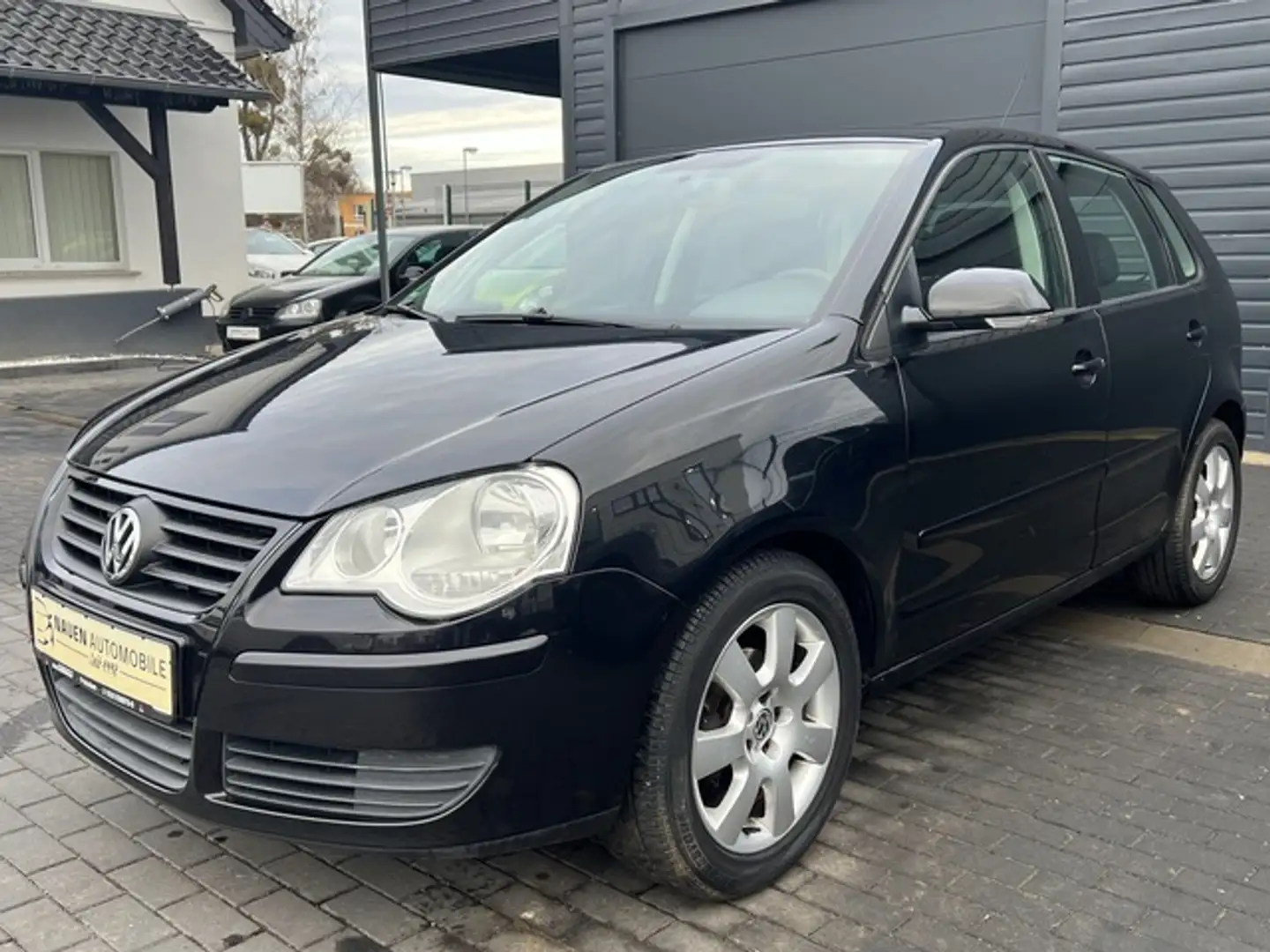 Volkswagen Polo IV Trendline +Klima+Alus+TÜV NEU+ Schwarz - 1