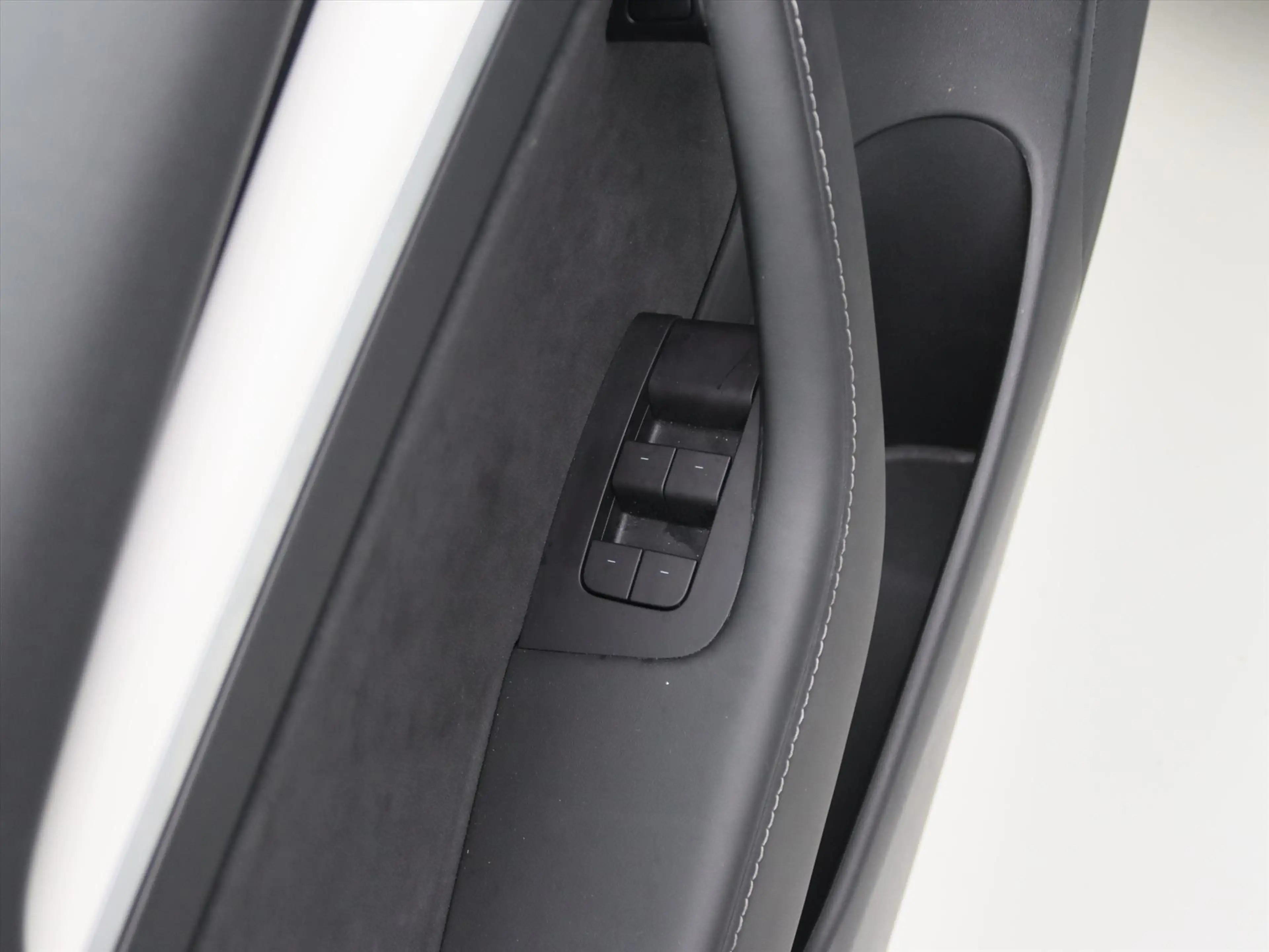 Tesla Model 3 Standard RWD Plus FACELIFT 92.1% SoH [ WIT LEDER+A — photo 29