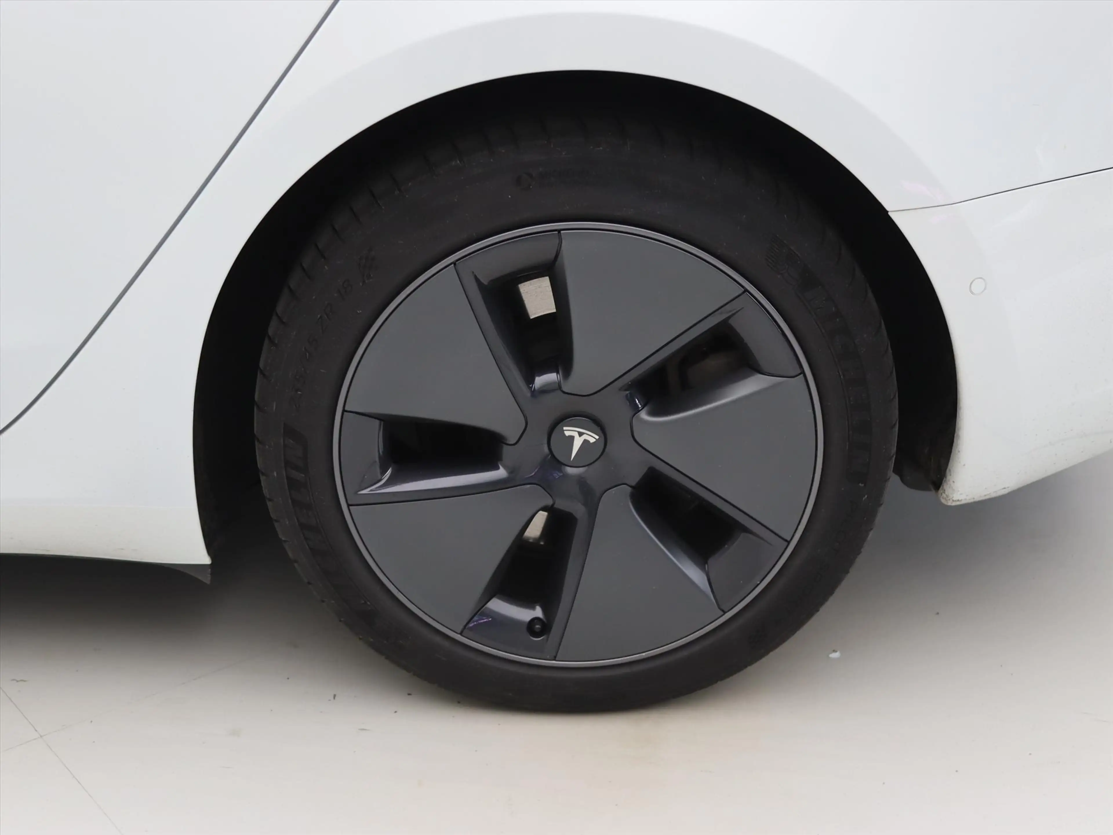 Tesla Model 3 Standard RWD Plus FACELIFT 92.1% SoH [ WIT LEDER+A — photo 12
