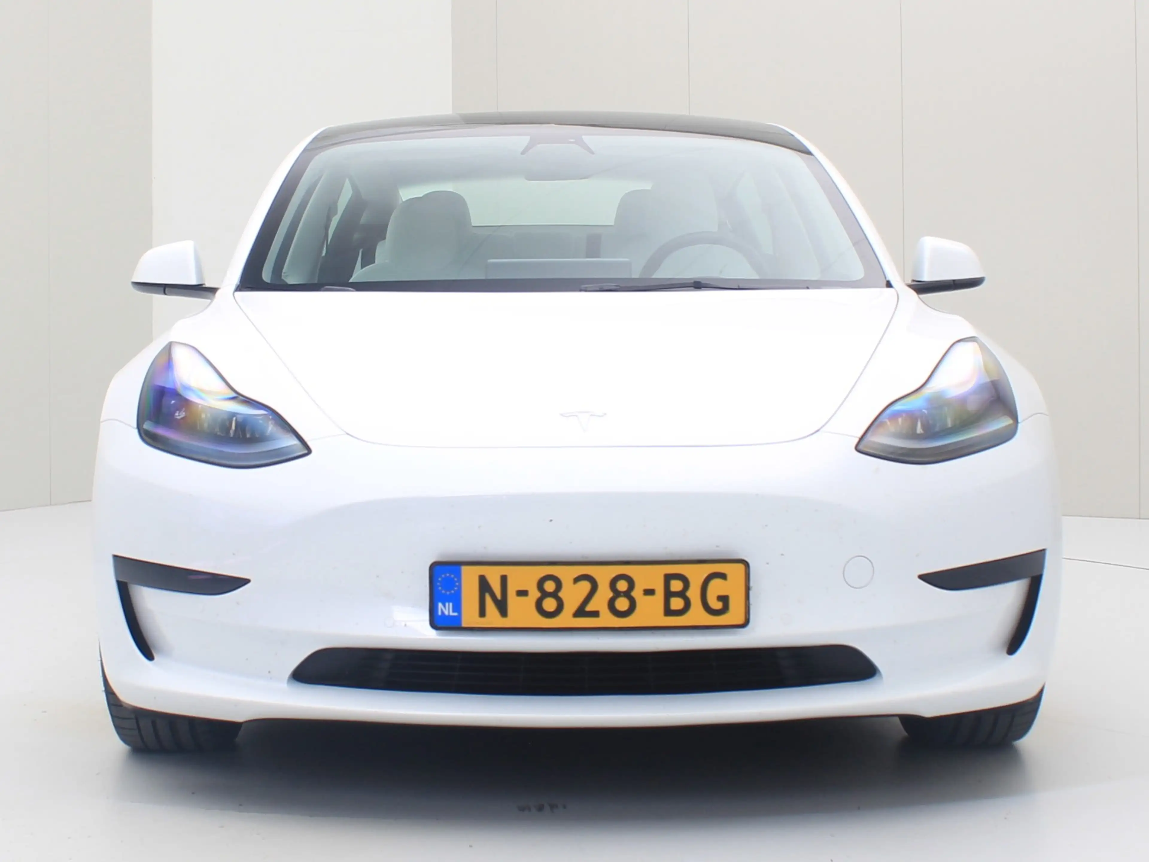 Tesla Model 3 Standard RWD Plus FACELIFT 92.1% SoH [ WIT LEDER+A — photo 6