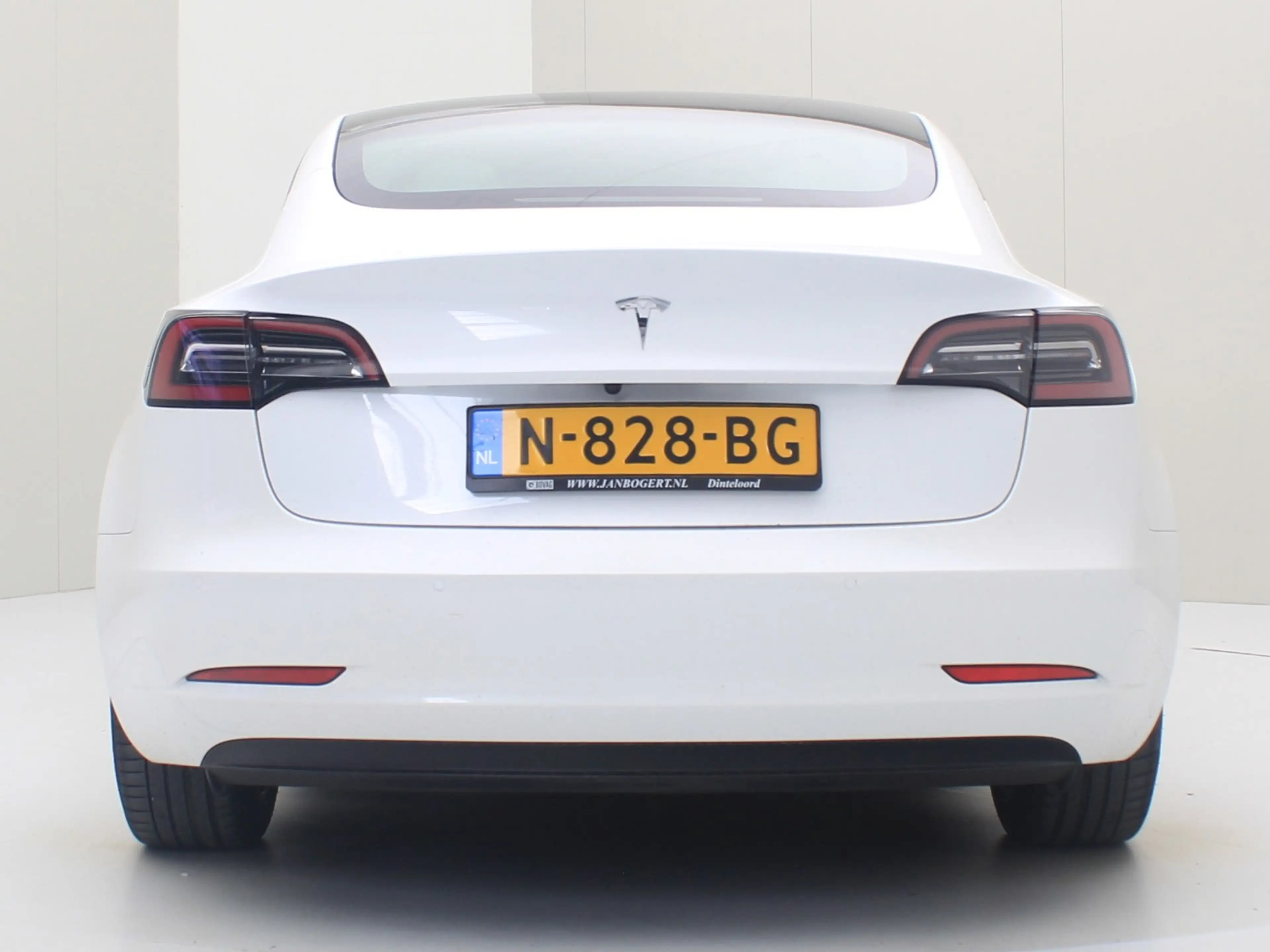 Tesla Model 3 Standard RWD Plus FACELIFT 92.1% SoH [ WIT LEDER+A — photo 7