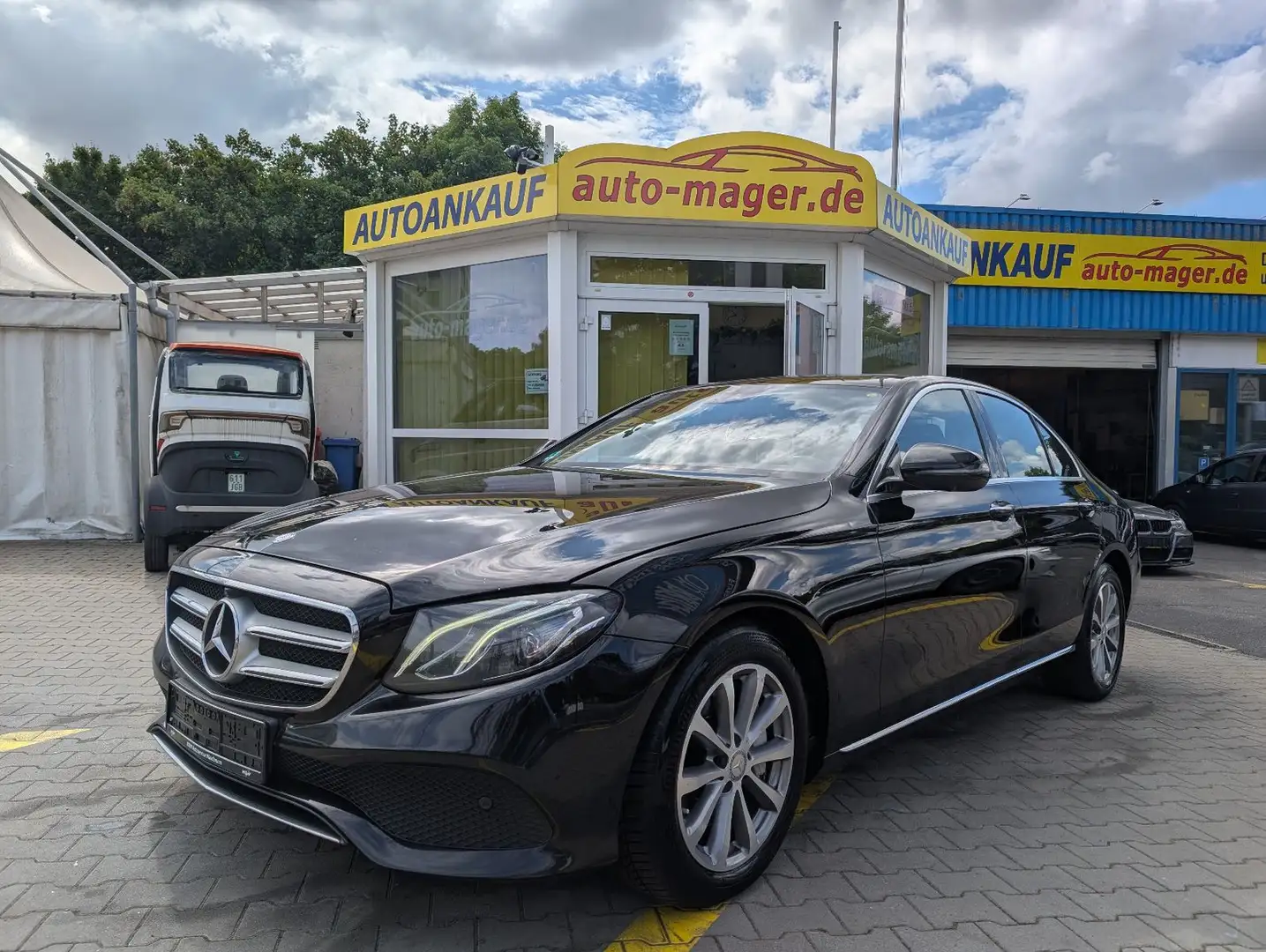 Mercedes-Benz E 350 d Lim. Avantgarde*360°*LED*Burmester*Pano* Schwarz - 1