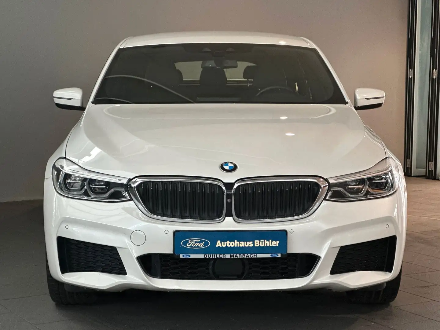 BMW 640 6 Gran Turismo 640 i xDrive M Sport 3.0 Weiß - 2