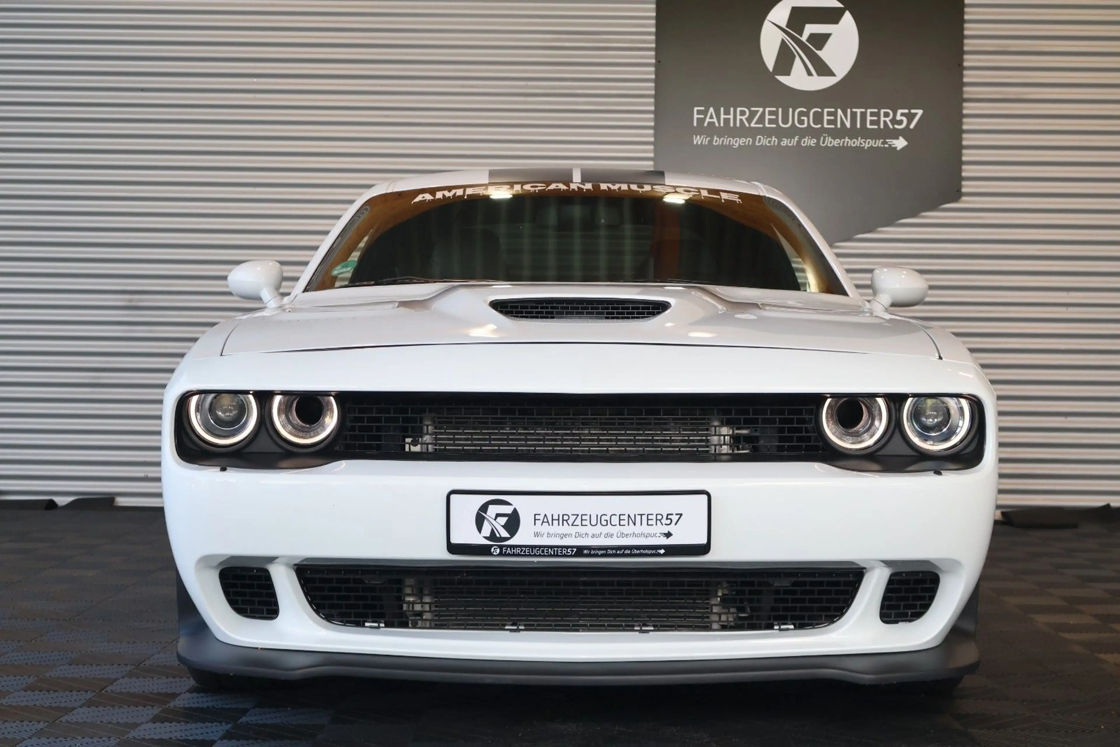 Dodge Challenger R/T HEMI 5.7L/KAMERA/SHZ/FERNSTART — photo 4