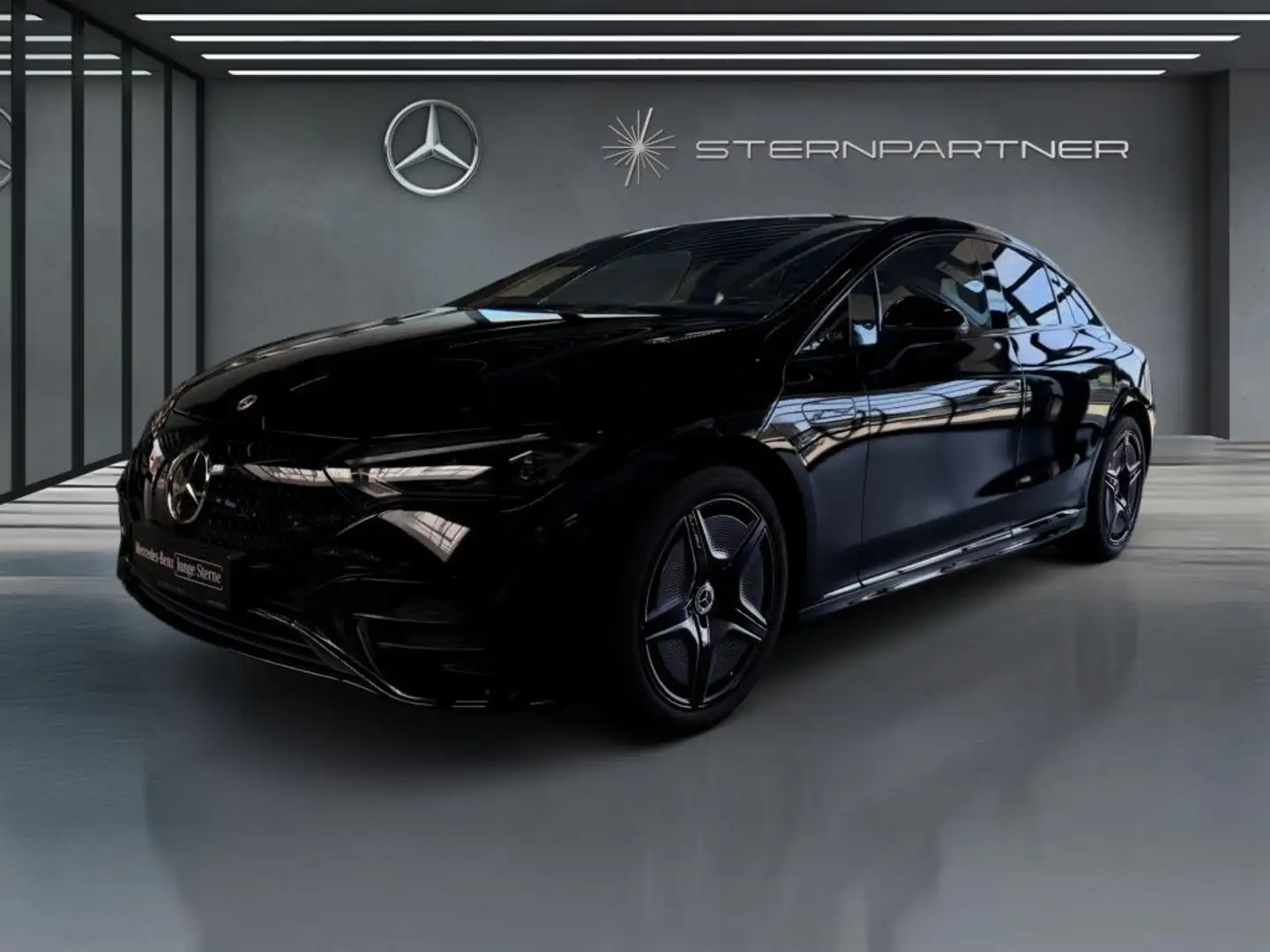 Mercedes-Benz EQE 350 AMG Night+DiG.L+AIRM+HL+HuD+BURM+PANO Schwarz - 1