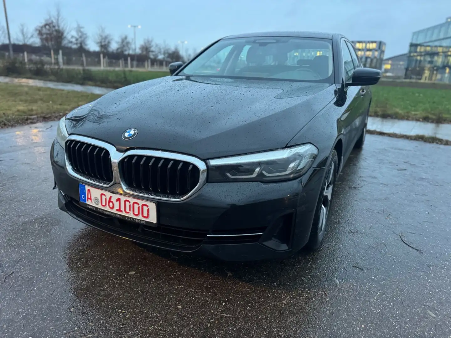 BMW 520 5 Touring 520 d Standheizung AHK Noir - 1