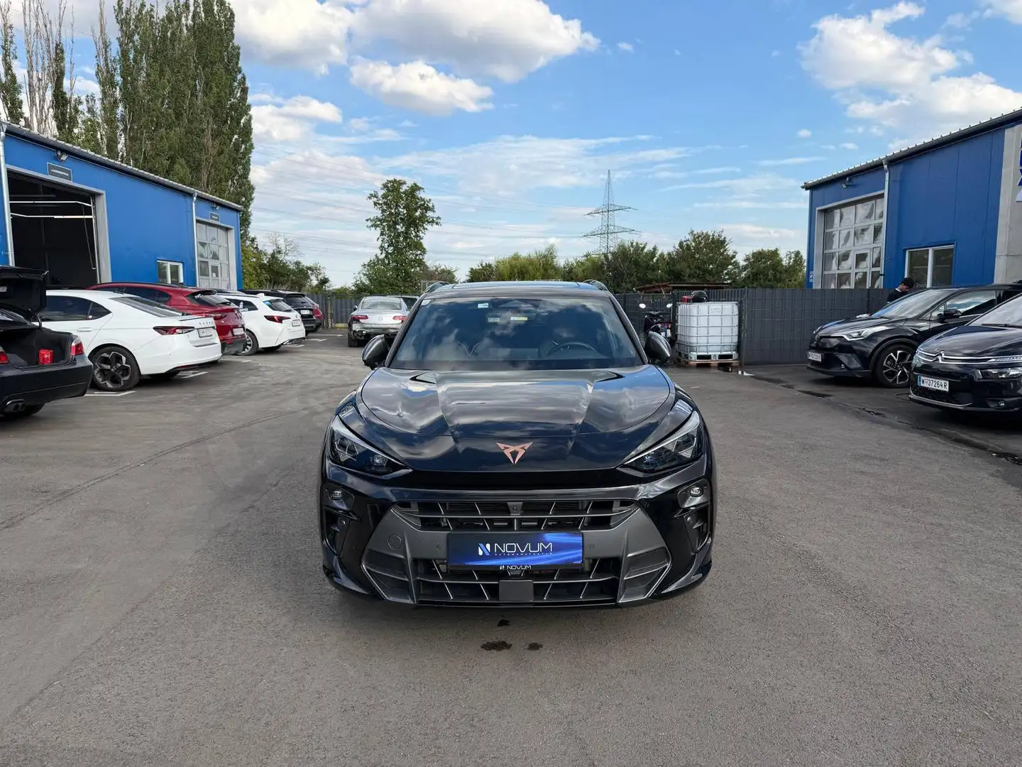 CUPRA Terramar 1.5 e-Hybrid 200 kW VZ Schwarz - 1