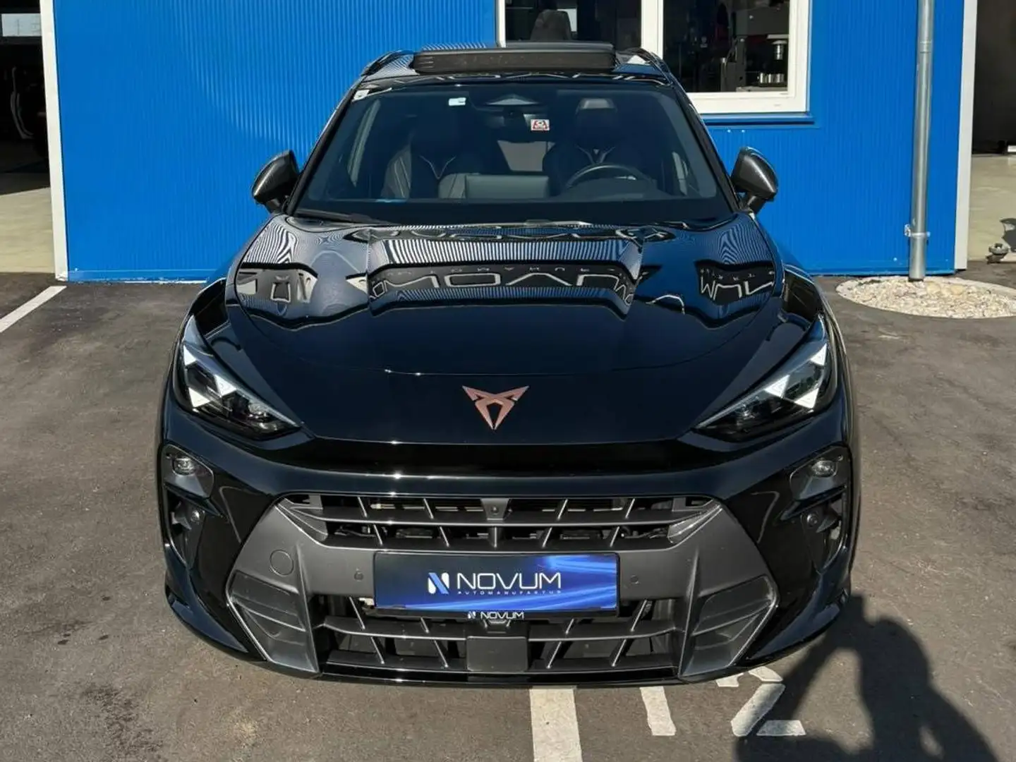 CUPRA Terramar 1.5 e-Hybrid 200 kW VZ Schwarz - 2
