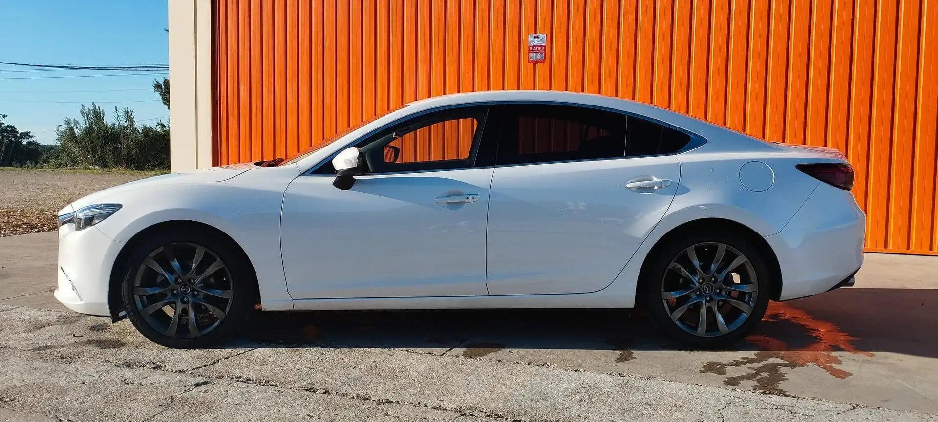 Mazda 6 2.2 DE 175cv Lux. Prem. Trav CB 4p. Blanco - 1