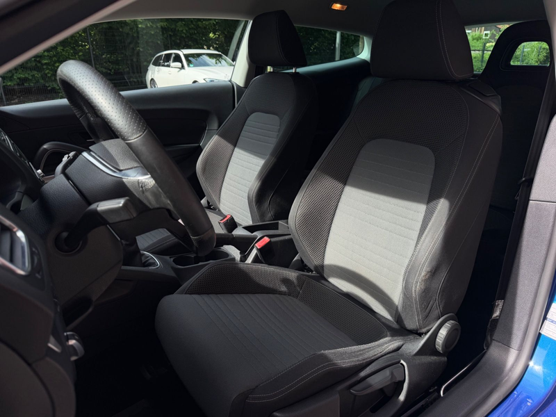Volkswagen Scirocco 1.4 TSI *Kette Neu*SHZ*KLIMA*Scheckheft — photo 9