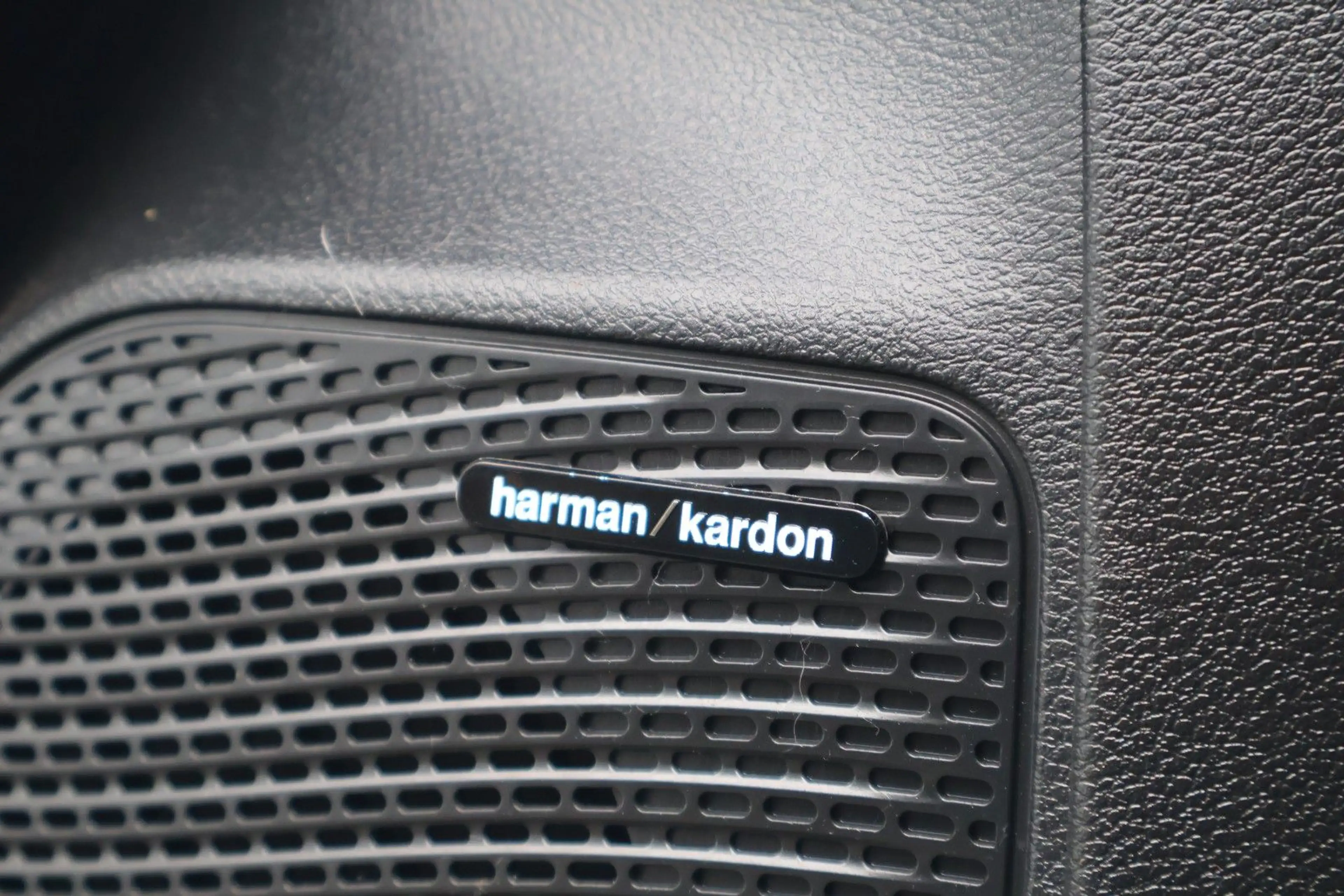 Chrysler Pacifica S 3.6L E-HYBRID/7-SITZER/H&K/TV/KAMERA — photo 9