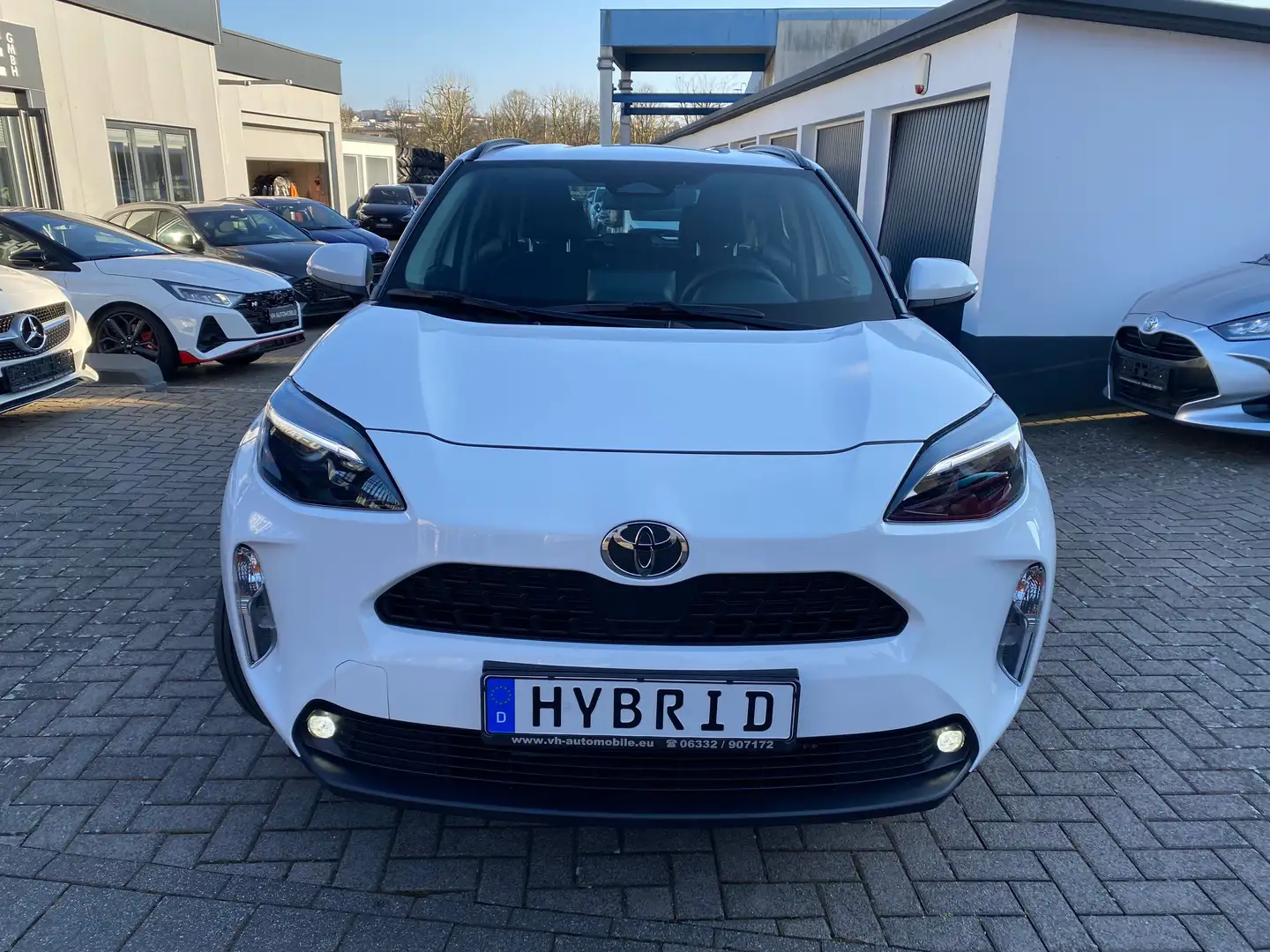 Toyota Yaris Cross 16"ALU*Lenkrad&Sitzheizung*R.Kamera*LED*Nebelsw. Weiß - 1