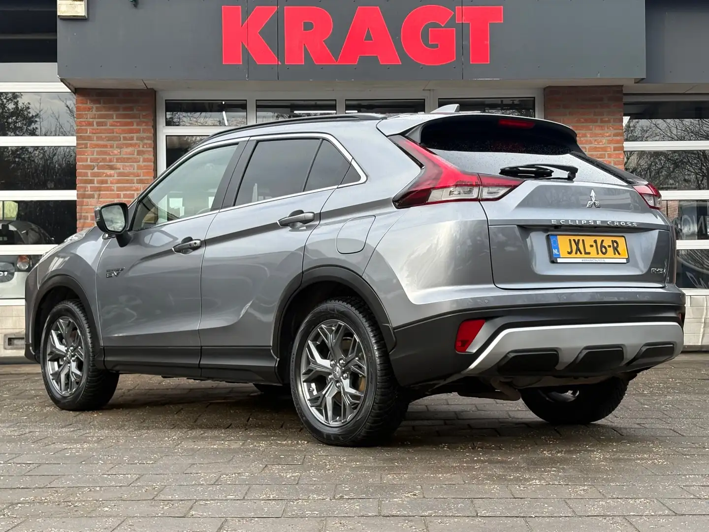 Mitsubishi Eclipse Cross First Edition 2.4 PHEV 188 pk - 100% dealeronderho Grau - 2