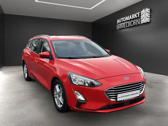 Ford Focus view 2