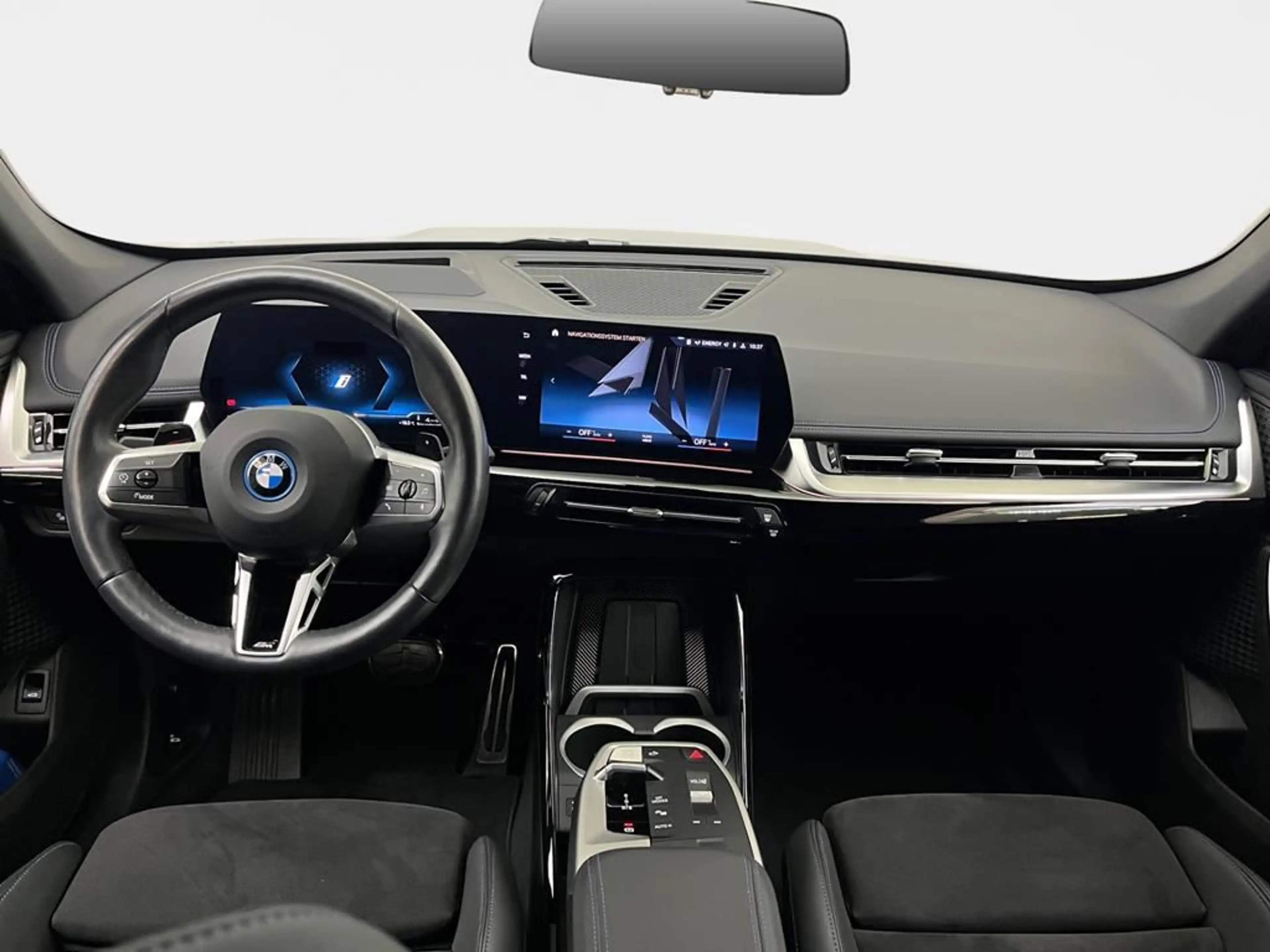 BMW X1 M Sport — photo 11