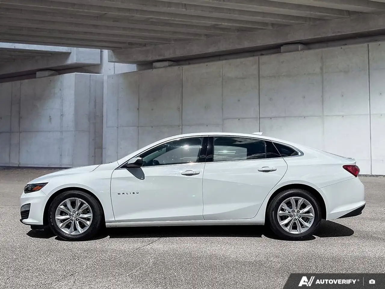 Chevrolet Malibu снимка Chevrolet Malibu