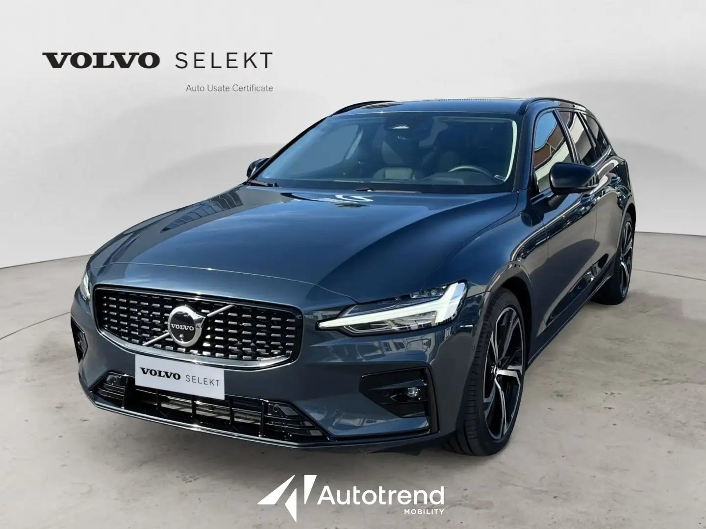 Volvo V60 B4 197+14 CV Mild Hybrid Diesel Automatica Plus D Blu/Azzurro - 1