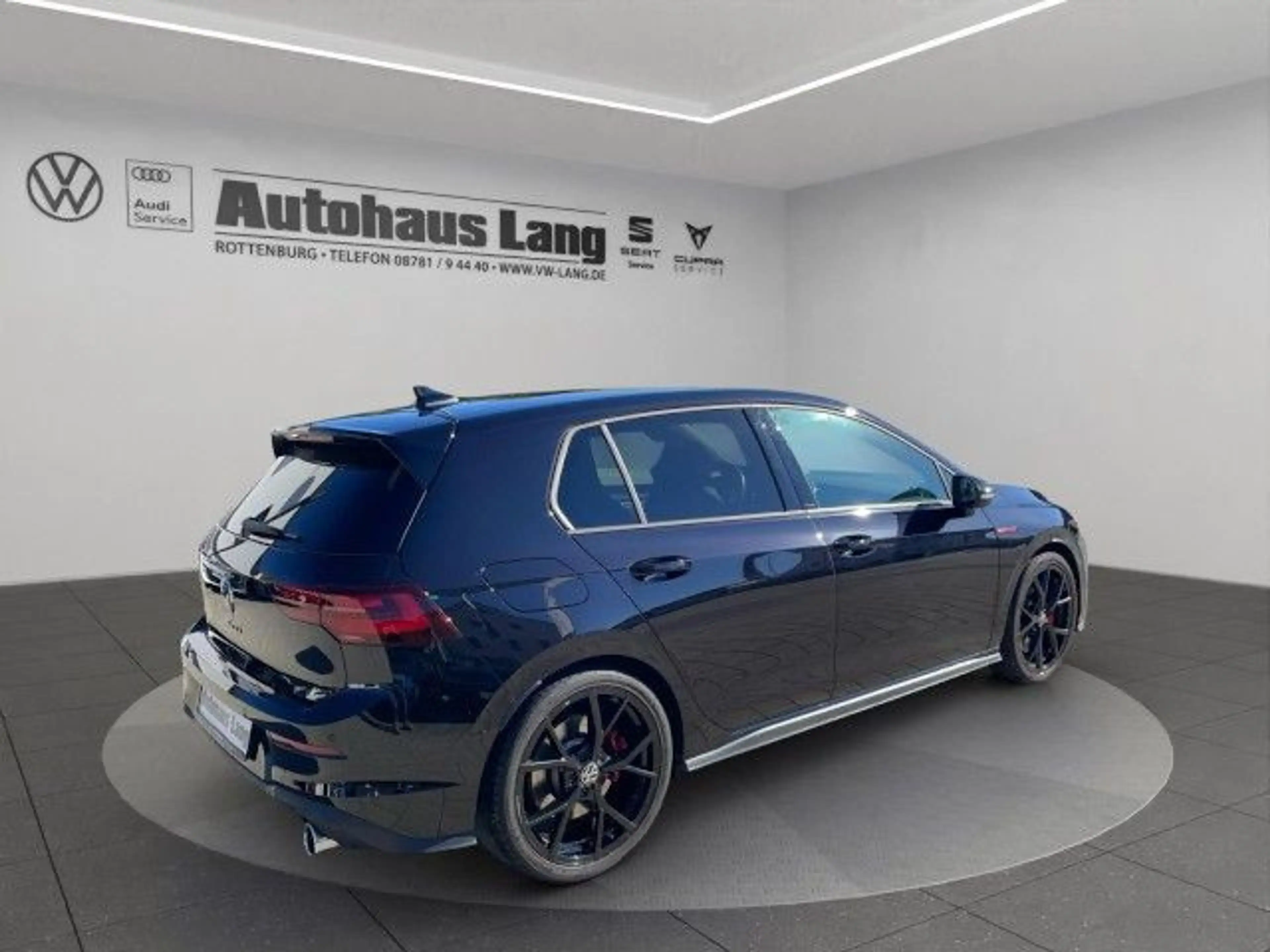 Volkswagen Golf GTI Golf VIII 2.0 TSI GTI AHK DCC Matrix Led 8-fach — photo 6