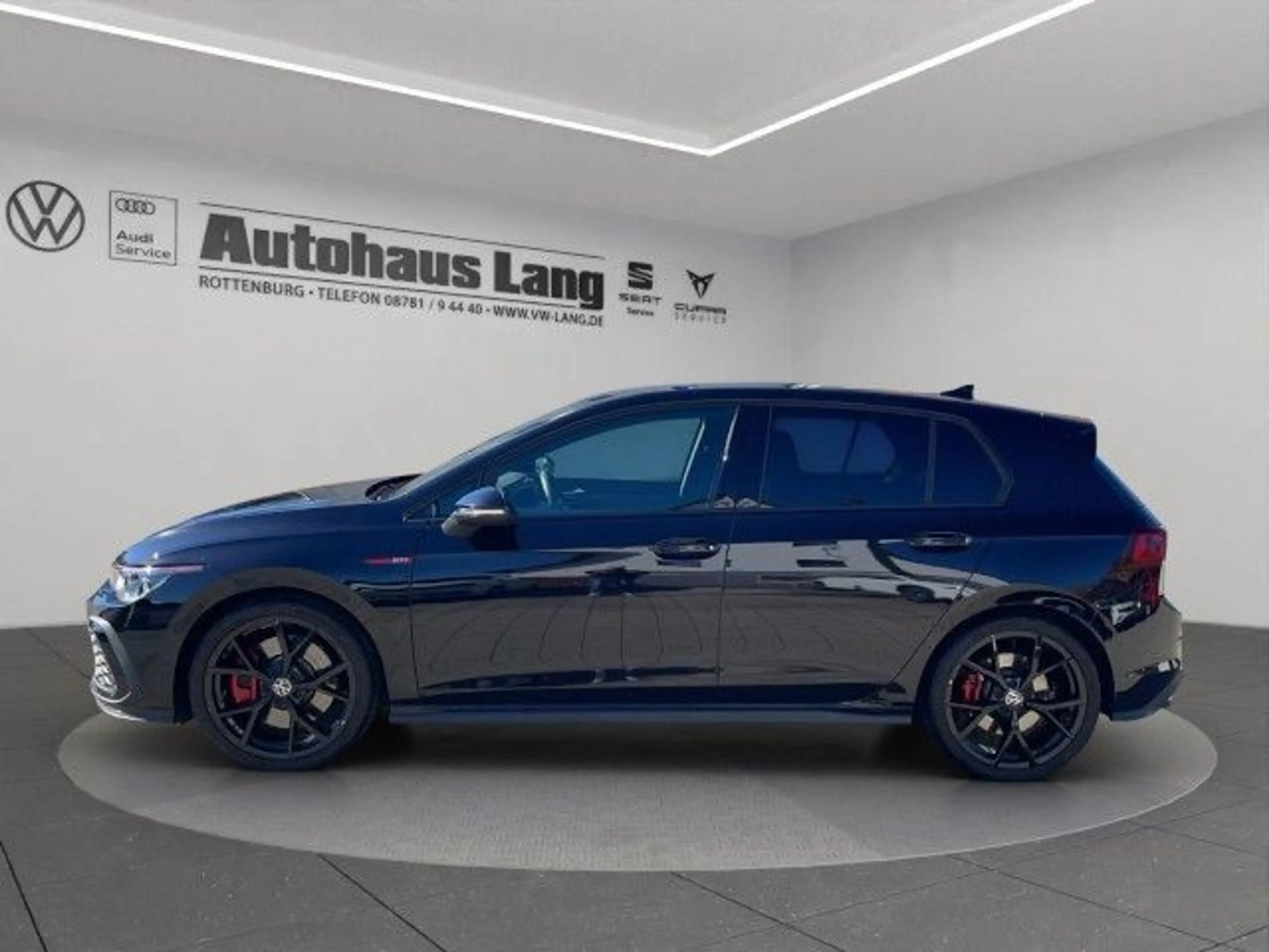 Volkswagen Golf GTI Golf VIII 2.0 TSI GTI AHK DCC Matrix Led 8-fach — photo 3