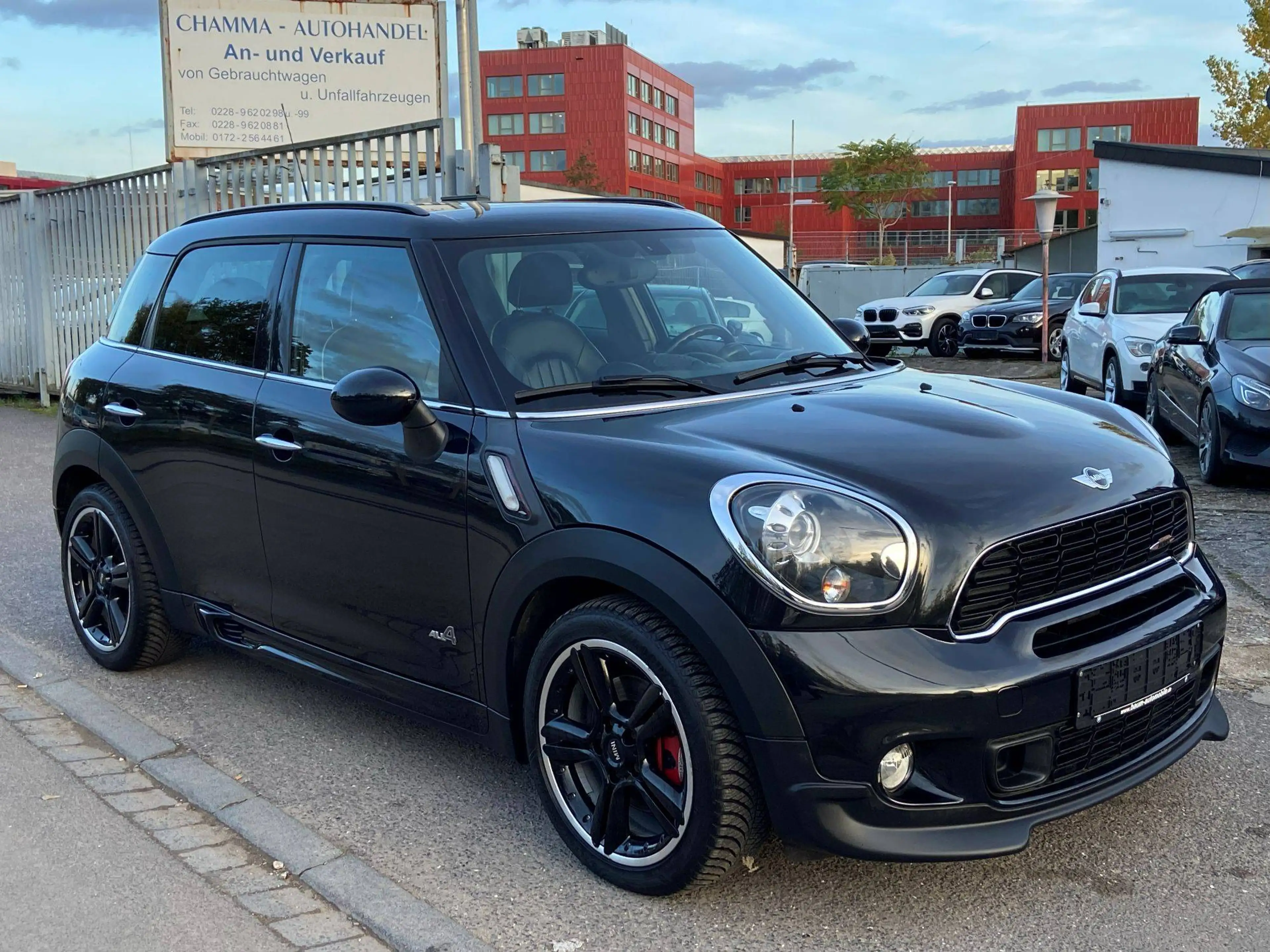 MINI John Cooper Works Countryman John Cooper Works ALL4  Aut./Leder/Navi/Bi-Xenon — photo 3