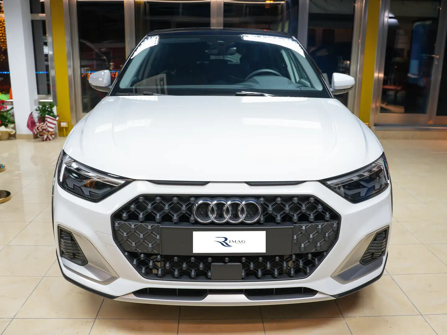 Audi A1 A1allstreet 30 tfsi Identity Contrast 110cvstronic - 2