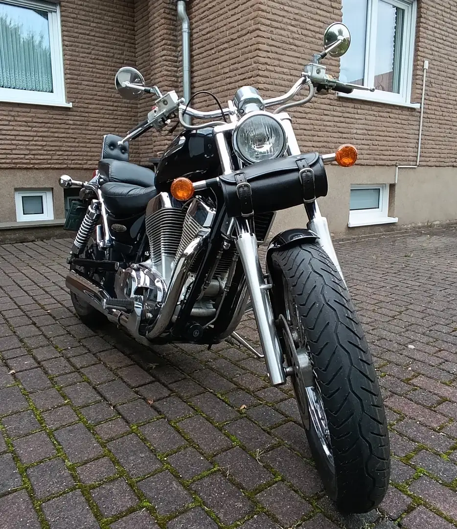 Suzuki VS 1400 Negro - 2