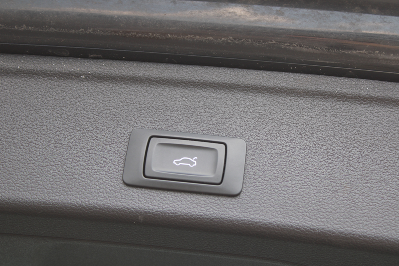 Audi A4 40 TFSI Sport*S-LINE *NAVI*LED*RFK*ACC*TOP! — photo 10