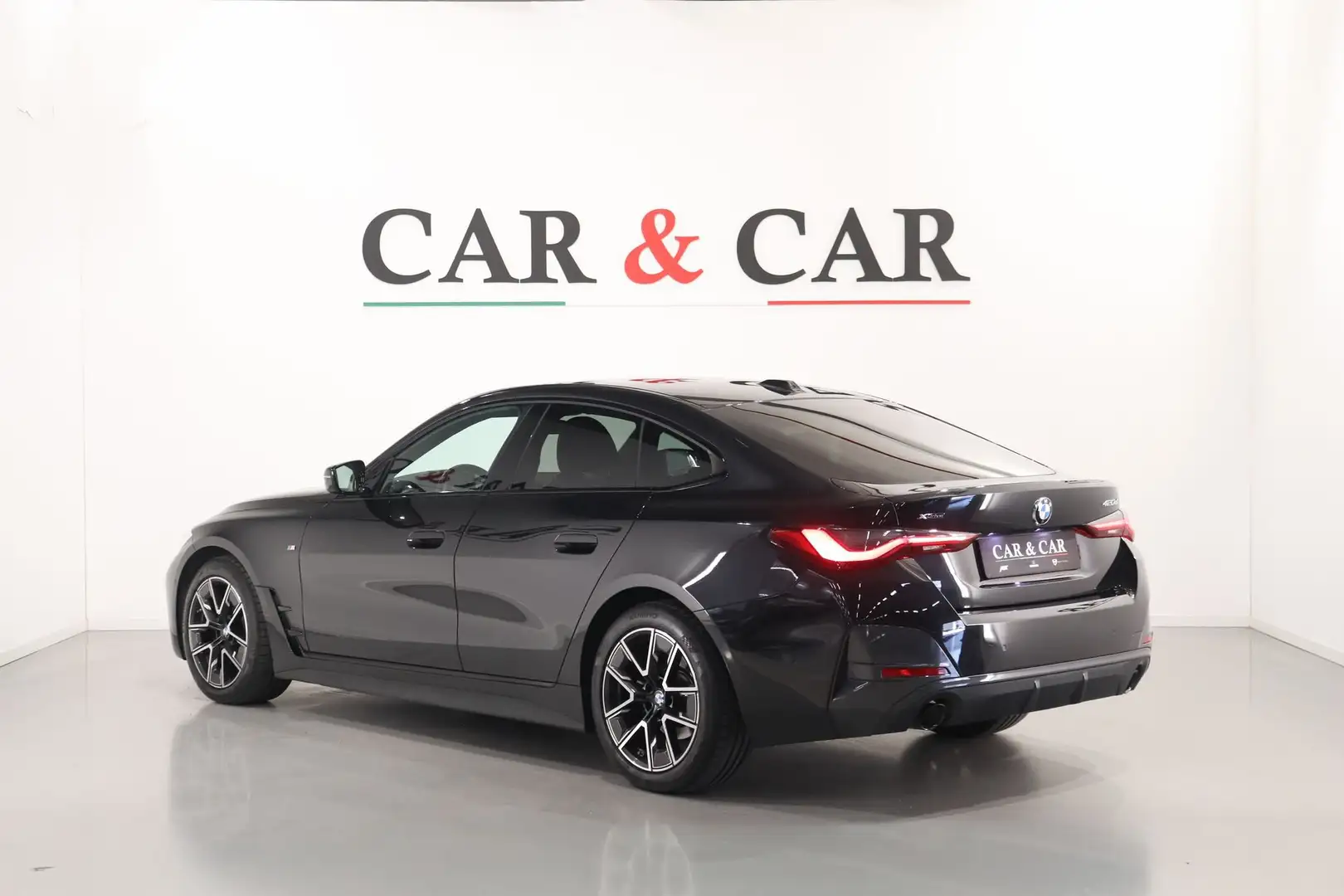 BMW 420 420d xDrive 48V Msport Zwart - 2
