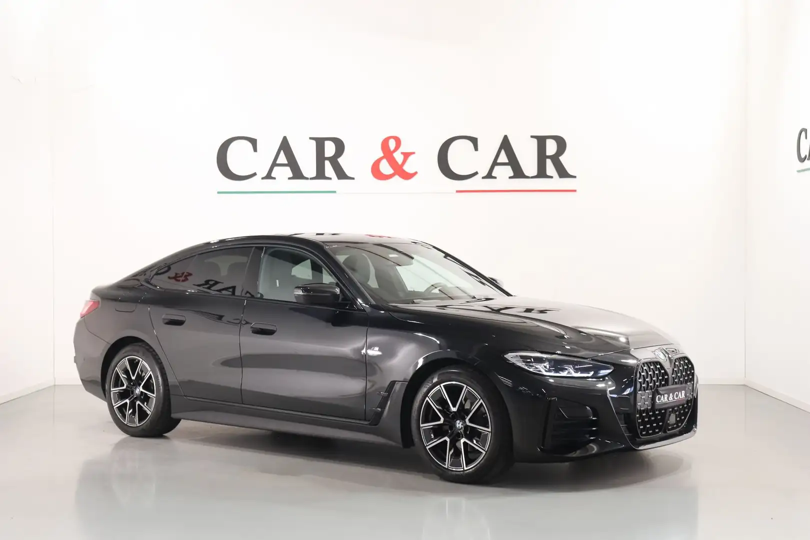 BMW 420 420d xDrive 48V Msport Zwart - 1