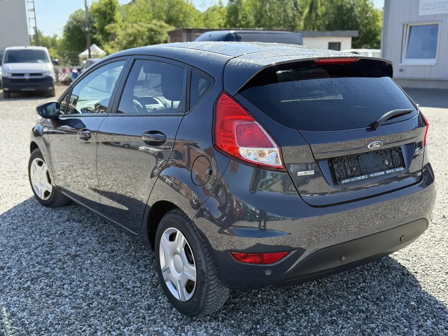 Ford Fiesta Trend Grau - 2