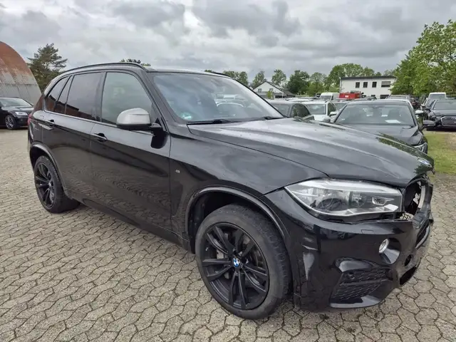 BMW X5 M d Sport-Aut. Pano HuD Navi LED Standh.