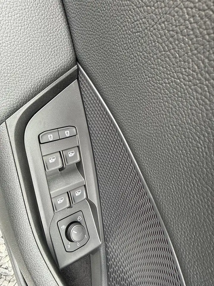 Skoda Octavia 2026 — фото 9